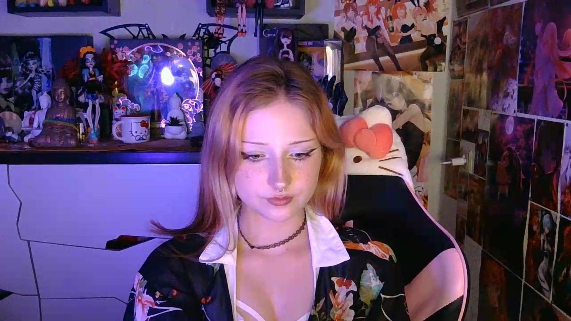 Gallery image thumbnail from VladaMoon's myfreecams stream on, 06/24/2026, 20:50 image 13 of 20