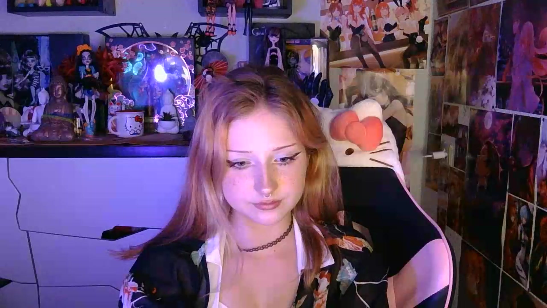 Gallery image thumbnail from VladaMoon's myfreecams stream on, 06/24/2026, 20:50 image 19 of 20