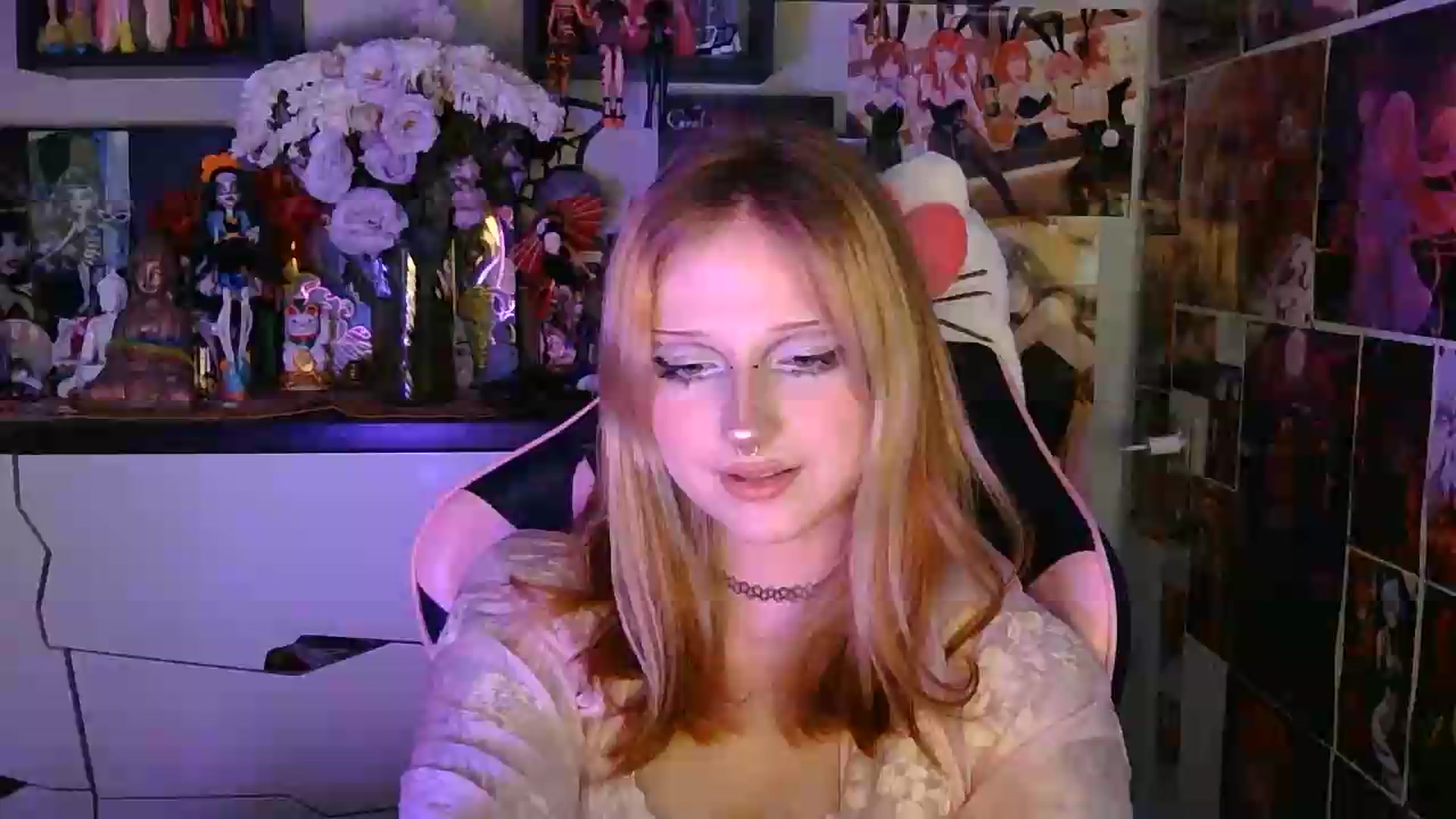 Gallery image thumbnail from VladaMoon's myfreecams stream on, 06/25/2026, 17:43 image 9 of 20