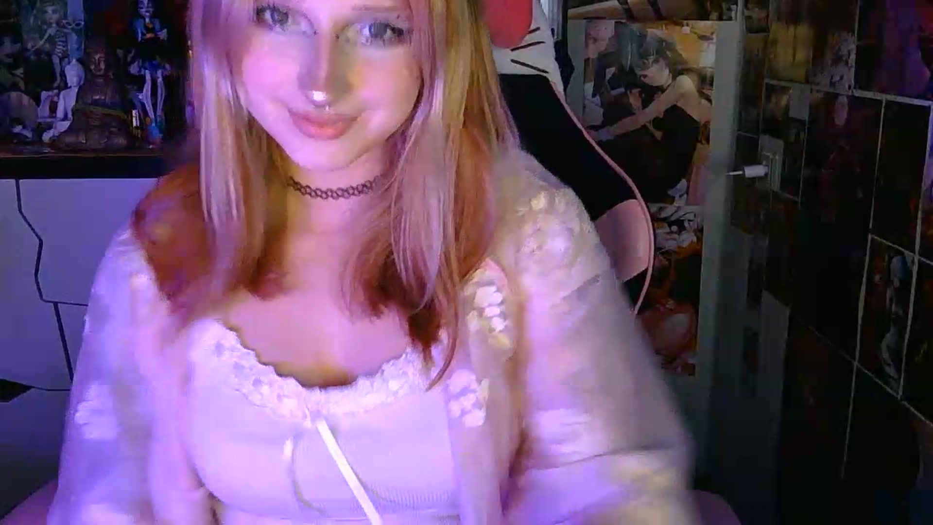 Gallery image thumbnail from VladaMoon's myfreecams stream on, 06/25/2026, 17:43 image 13 of 20