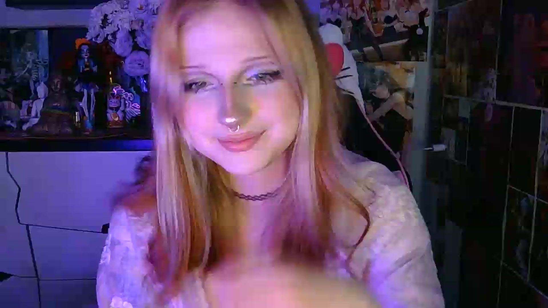 Gallery image thumbnail from VladaMoon's myfreecams stream on, 06/25/2026, 17:43 image 17 of 20