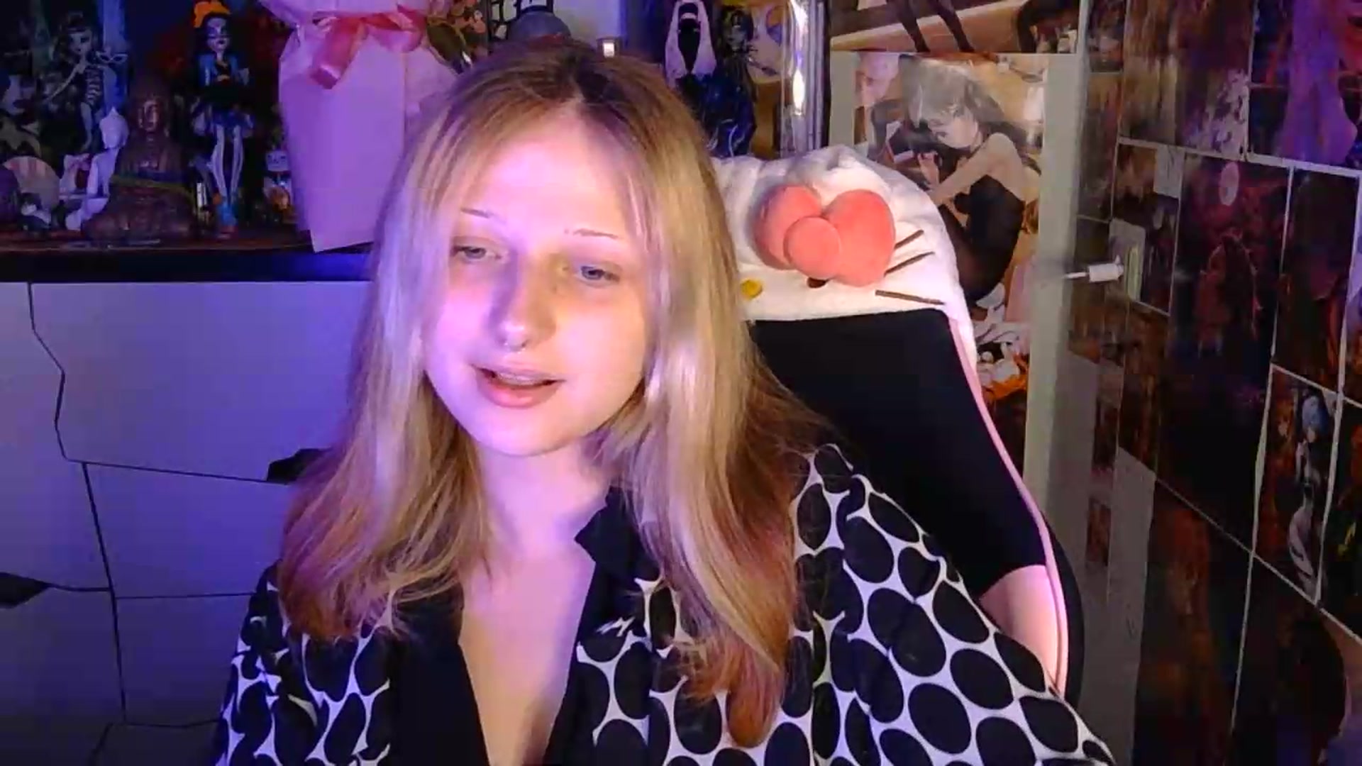 Gallery image thumbnail from VladaMoon's myfreecams stream on, 06/29/2026, 21:00 image 10 of 20