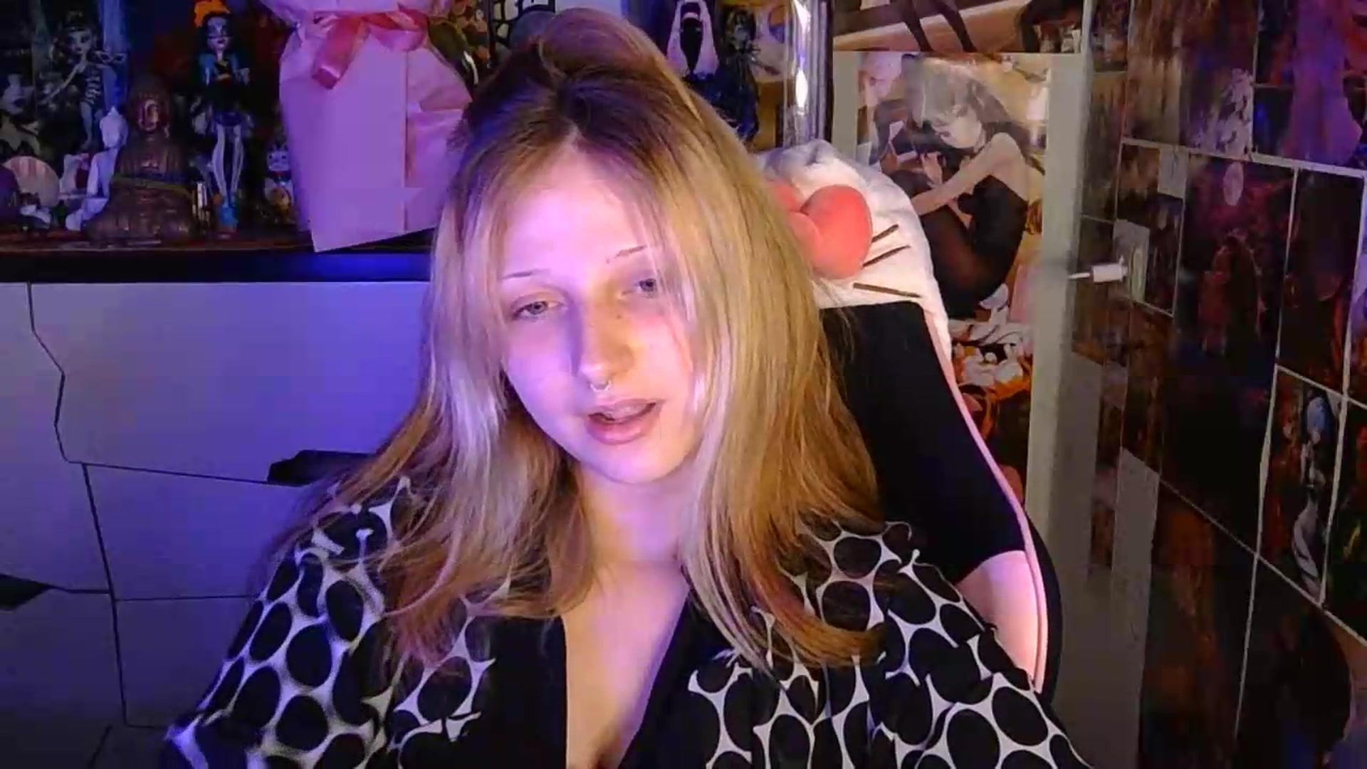 Gallery image thumbnail from VladaMoon's myfreecams stream on, 06/29/2026, 21:00 image 20 of 20