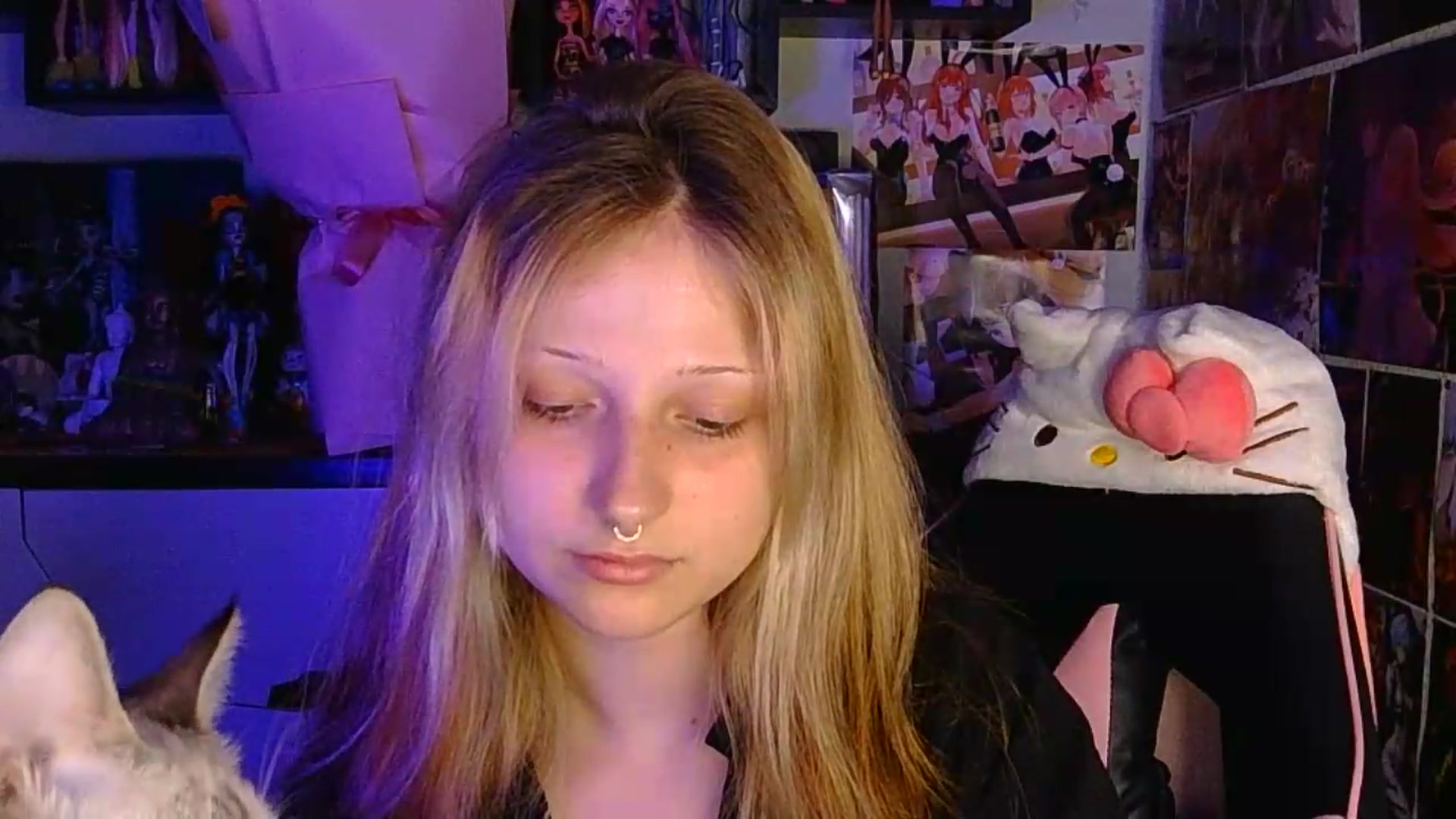 Gallery image thumbnail from VladaMoon's myfreecams stream on, 06/29/2026, 21:31 image 13 of 20