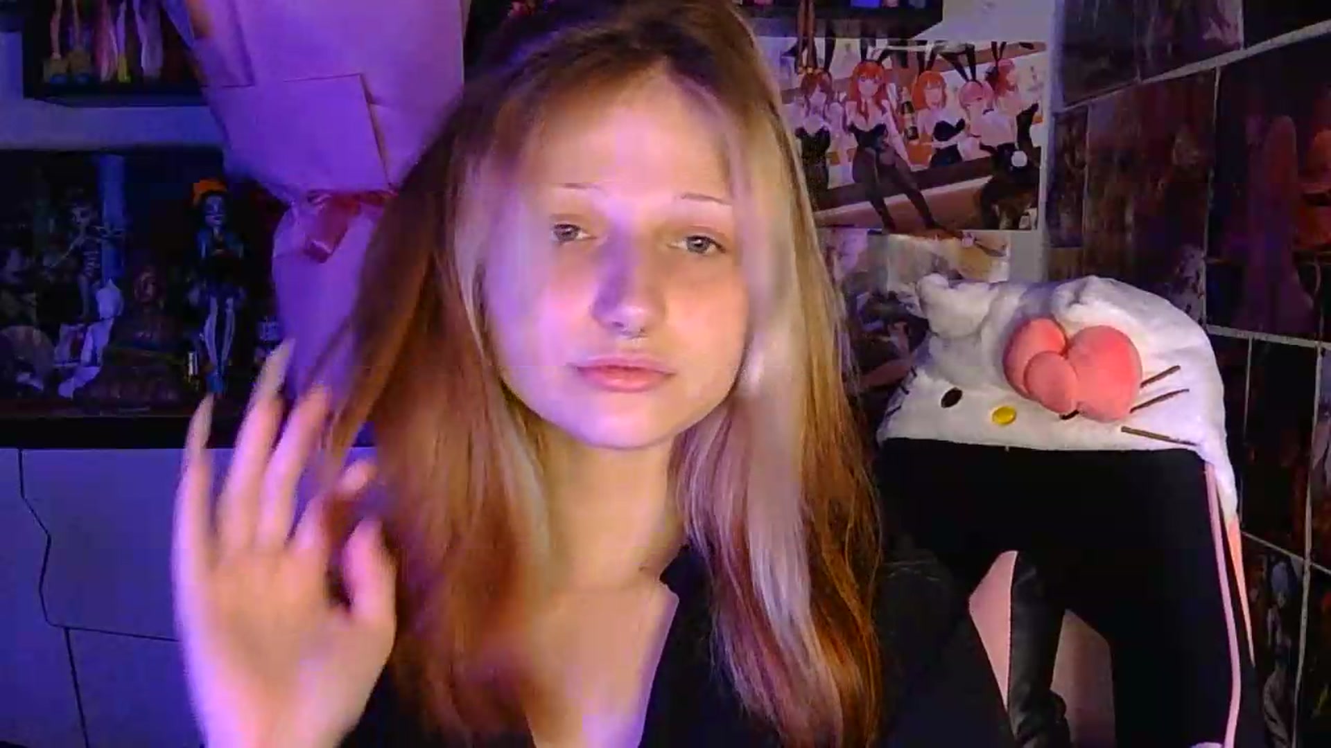 Gallery image thumbnail from VladaMoon's myfreecams stream on, 06/29/2026, 21:31 image 7 of 20