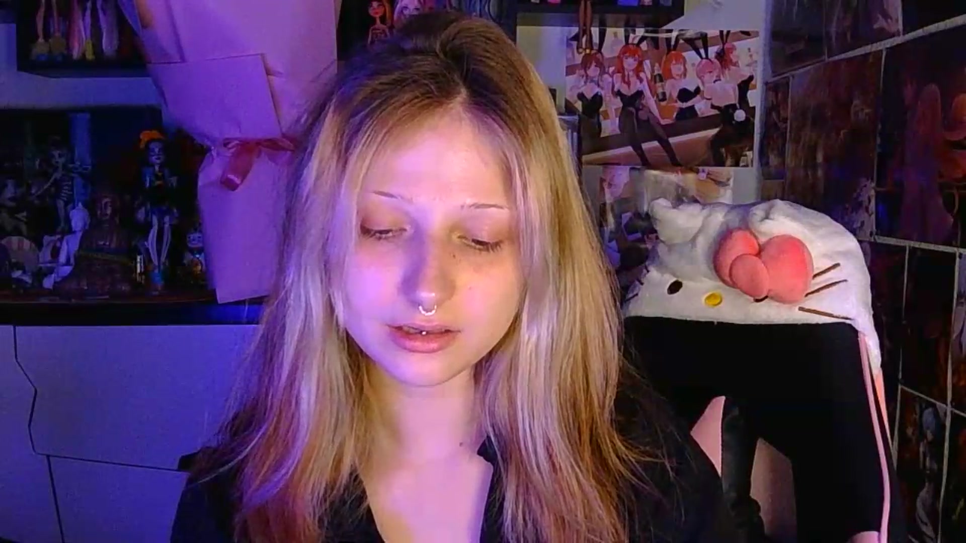 Gallery image thumbnail from VladaMoon's myfreecams stream on, 06/29/2026, 21:31 image 12 of 20