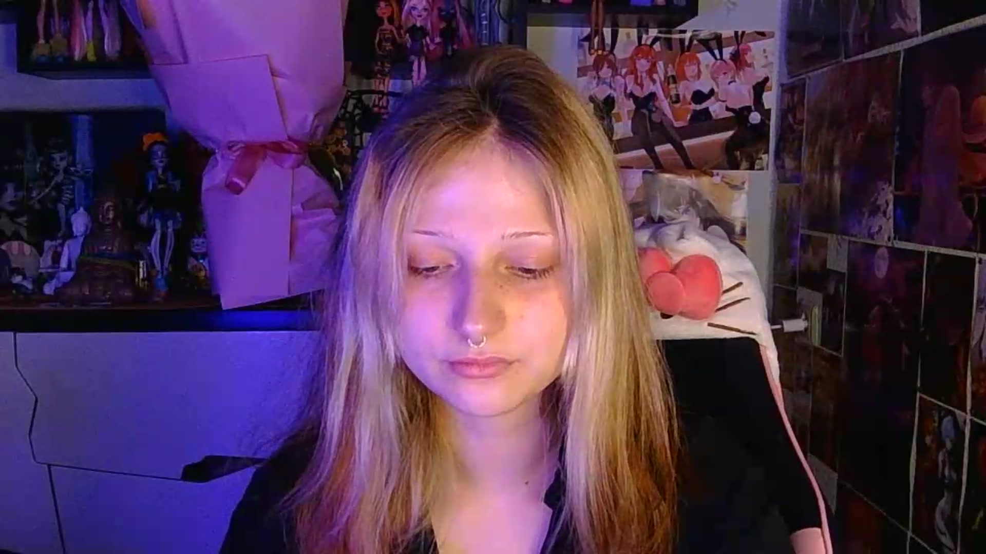 Gallery image thumbnail from VladaMoon's myfreecams stream on, 06/29/2026, 21:31 image 18 of 20