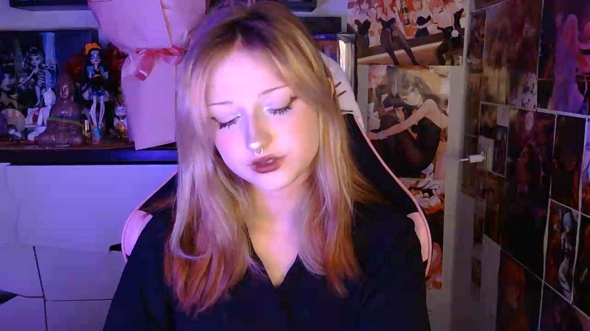 Gallery image thumbnail from VladaMoon's myfreecams stream on, 06/30/2026, 20:11 image 19 of 20