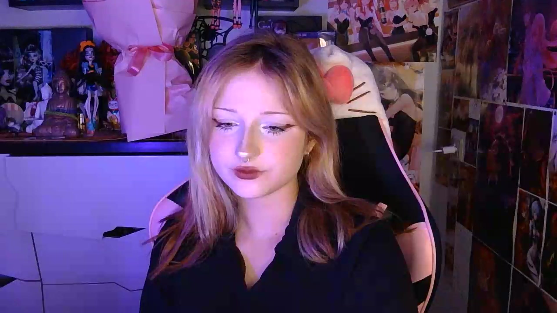 Gallery image thumbnail from VladaMoon's myfreecams stream on, 06/30/2026, 20:11 image 8 of 20