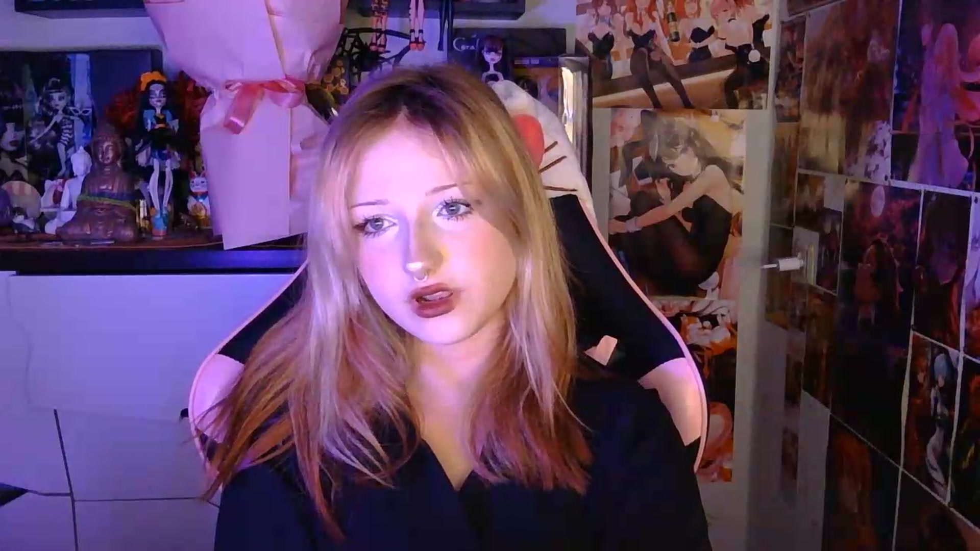 Gallery image thumbnail from VladaMoon's myfreecams stream on, 06/30/2026, 20:11 image 13 of 20