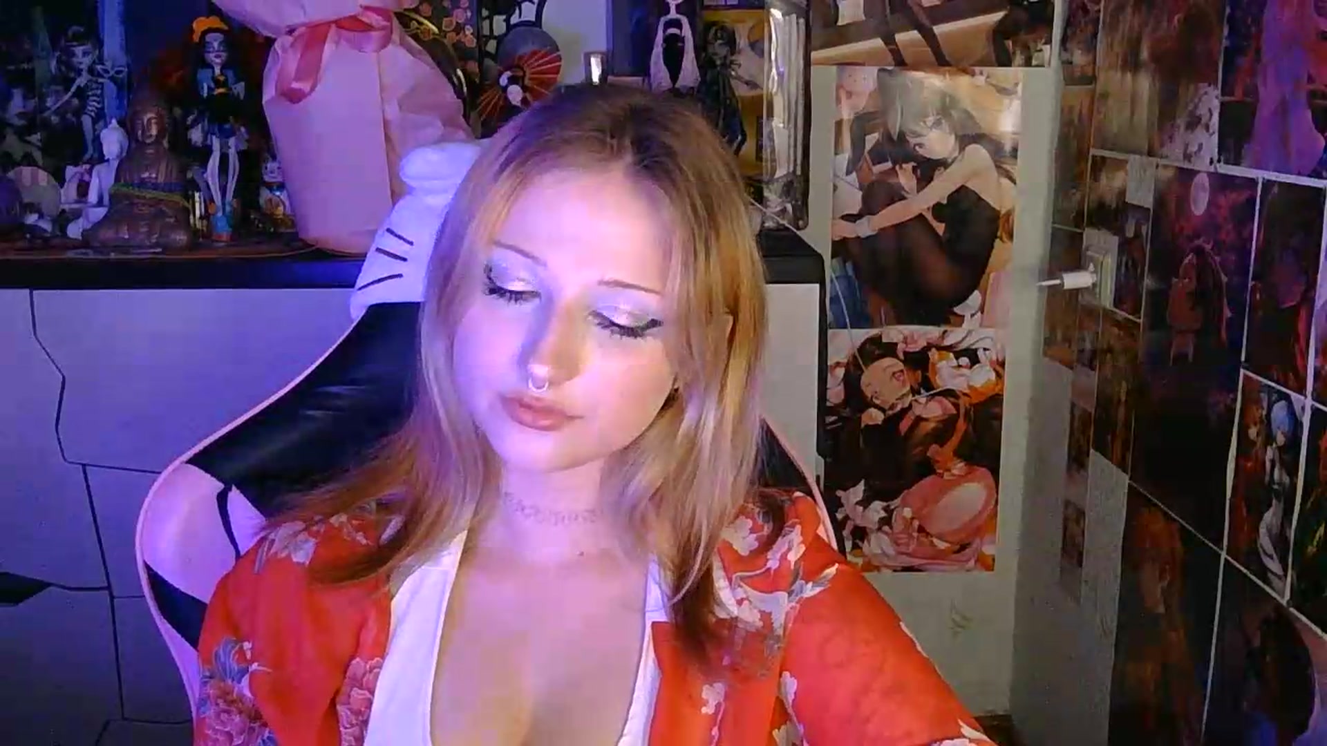 Gallery image thumbnail from VladaMoon's myfreecams stream on, 07/01/2026, 19:59 image 20 of 20