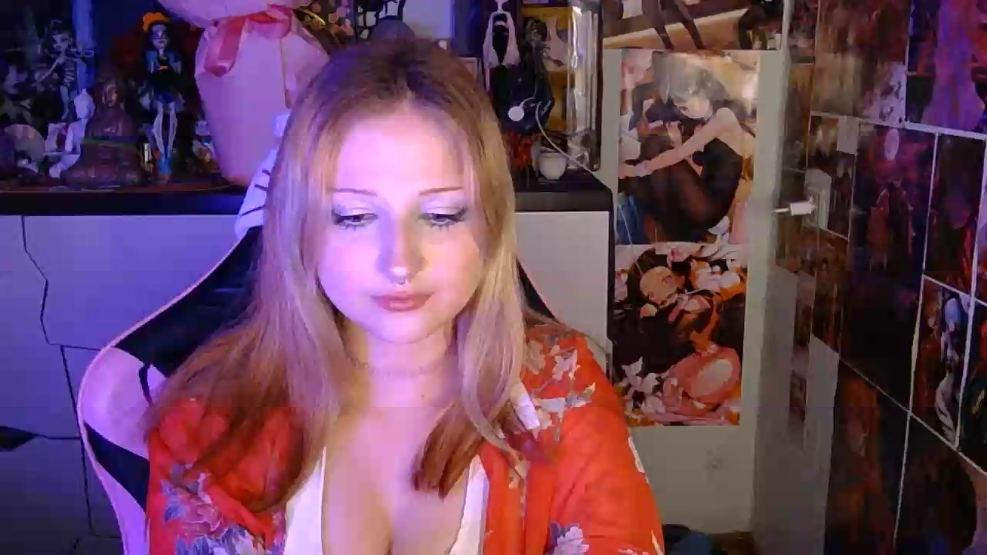 Gallery image thumbnail from VladaMoon's myfreecams stream on, 07/01/2026, 19:59 image 12 of 20