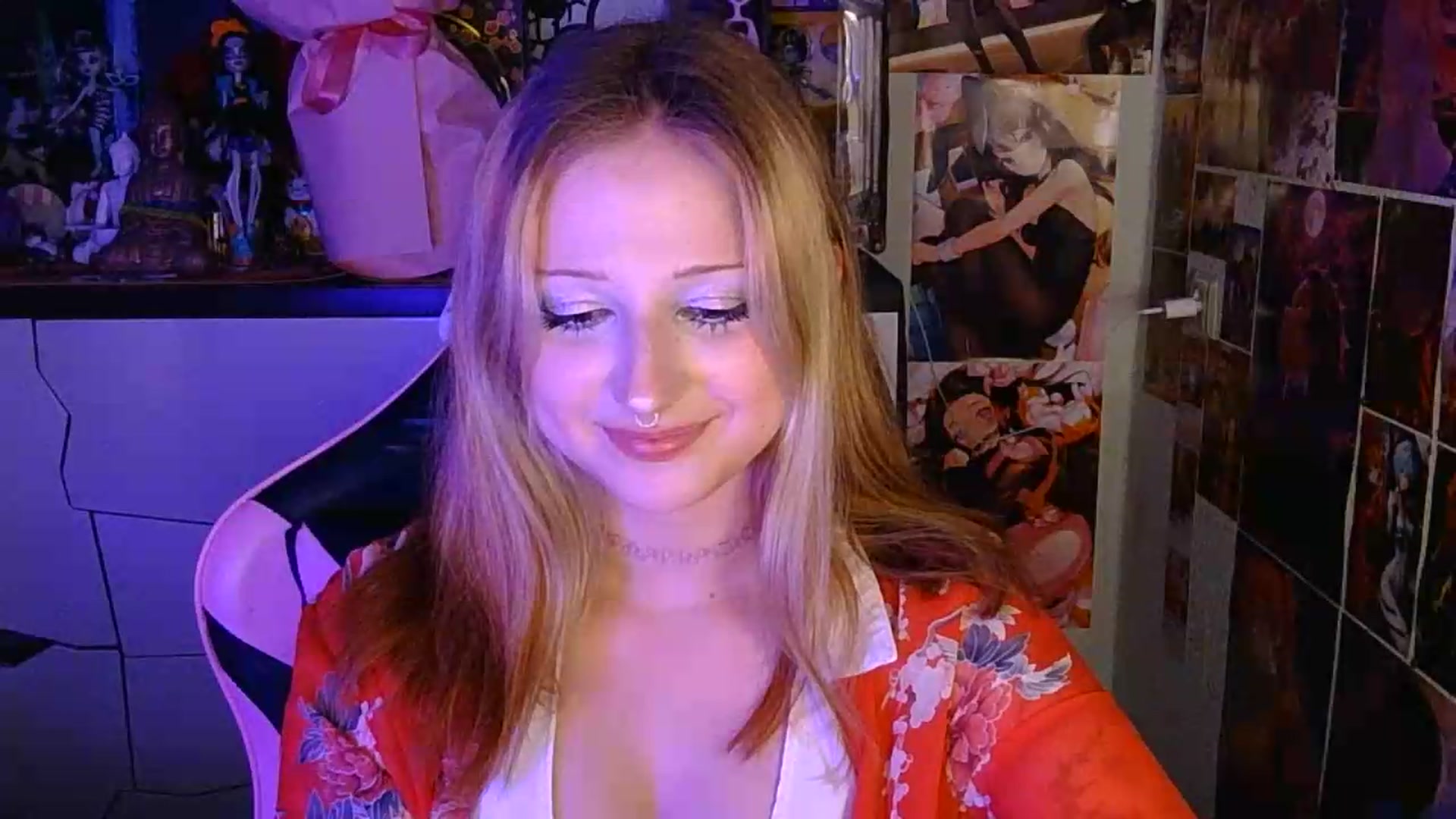Gallery image thumbnail from VladaMoon's myfreecams stream on, 07/01/2026, 19:59 image 2 of 20