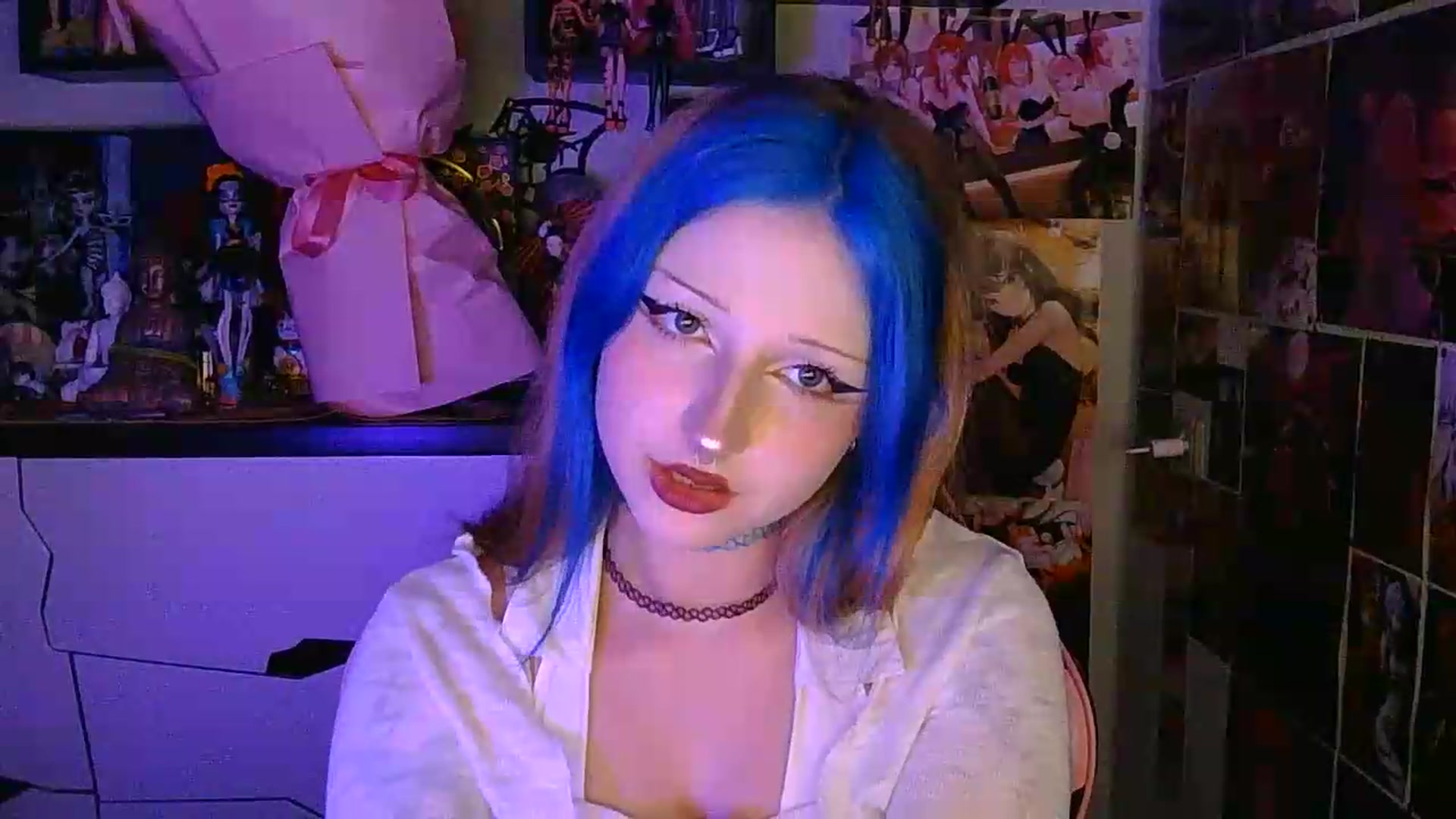 Gallery image thumbnail from VladaMoon's myfreecams stream on, 07/02/2026, 21:23 image 19 of 20