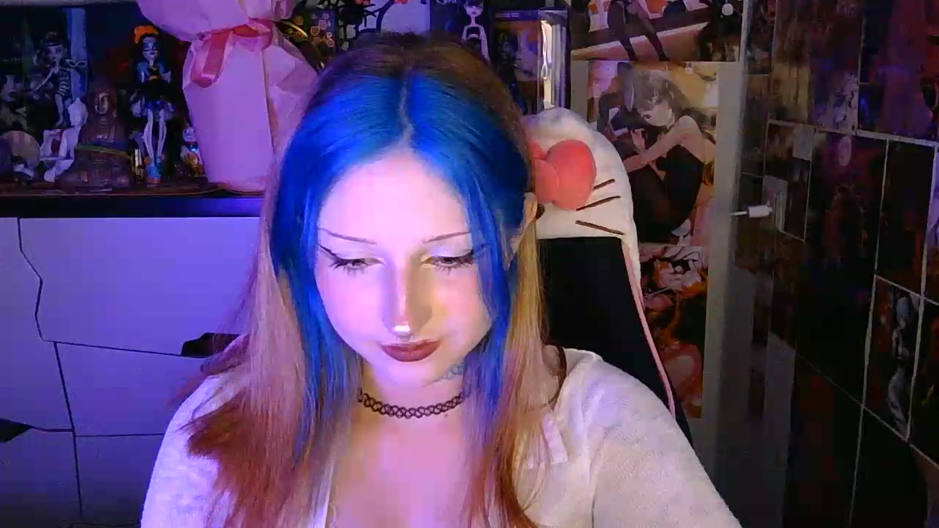 Gallery image thumbnail from VladaMoon's myfreecams stream on, 07/02/2026, 21:23 image 7 of 20