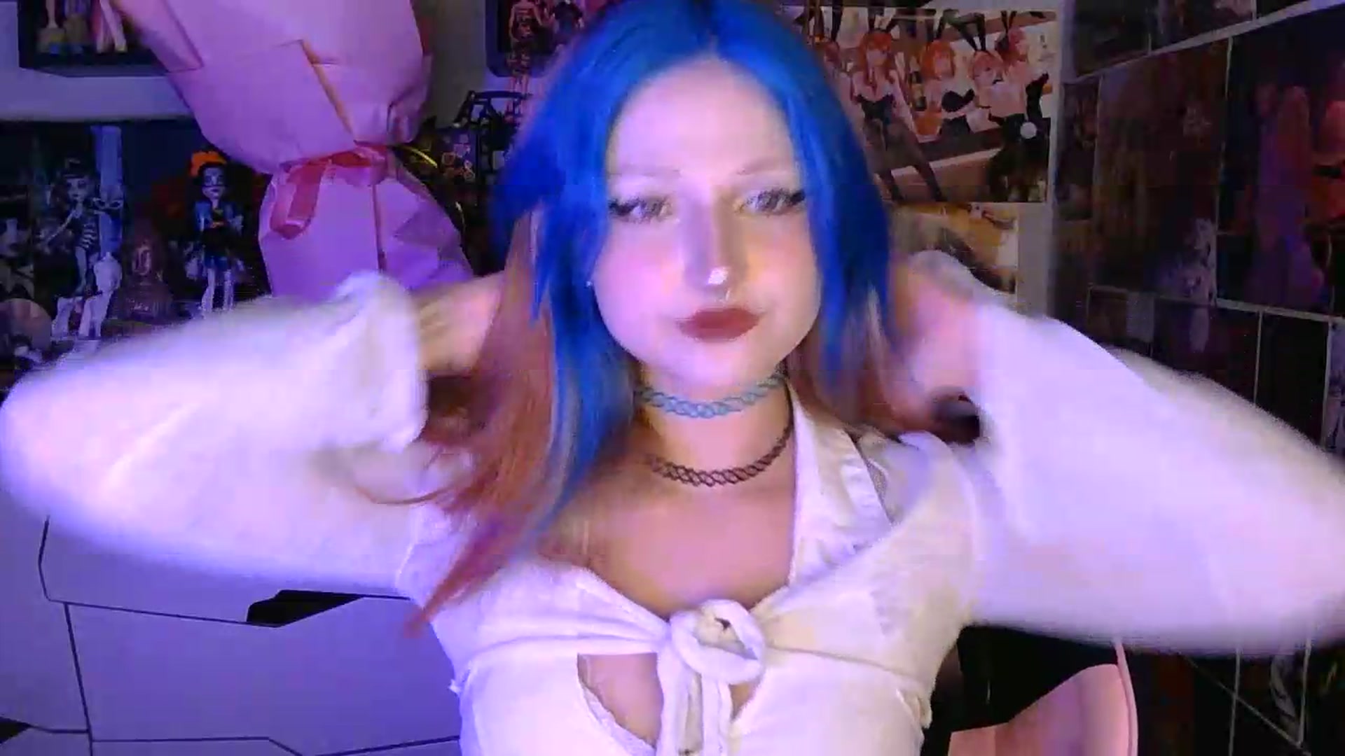Gallery image thumbnail from VladaMoon's myfreecams stream on, 07/02/2026, 21:23 image 17 of 20