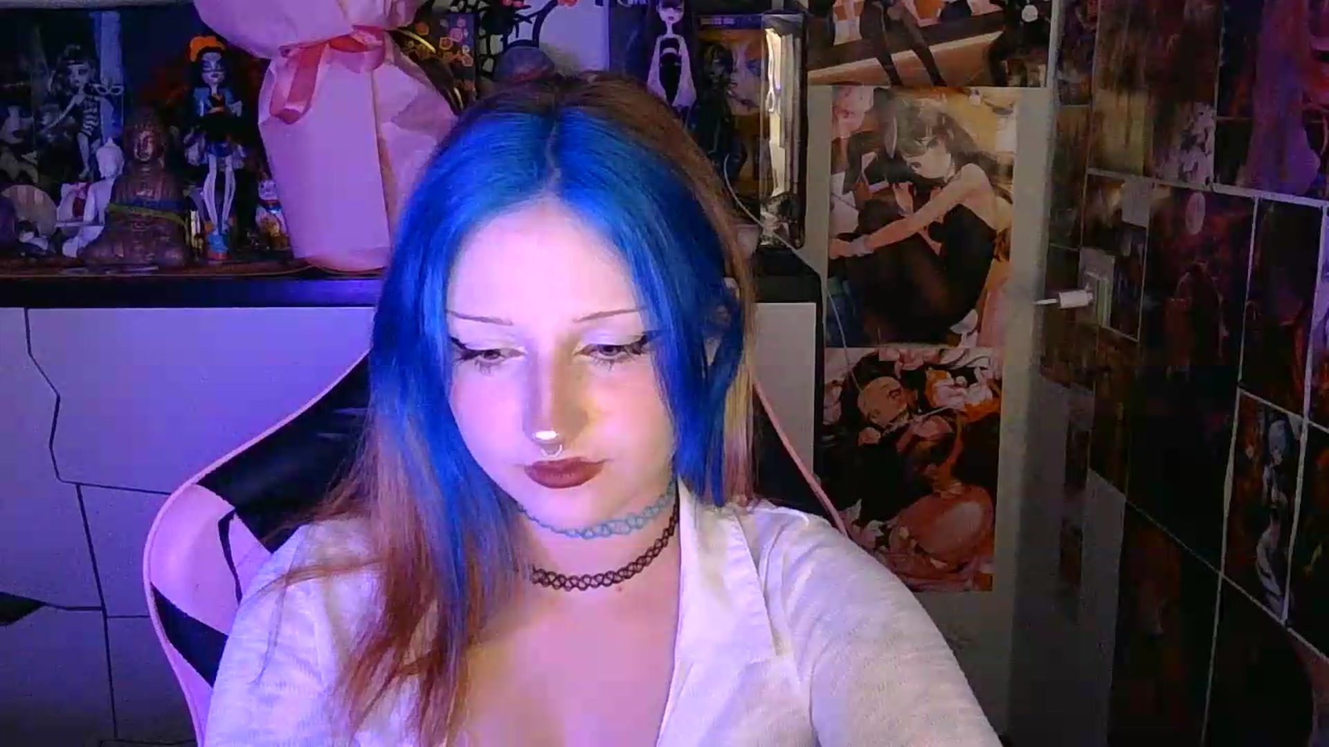 Gallery image thumbnail from VladaMoon's myfreecams stream on, 07/02/2026, 21:23 image 15 of 20