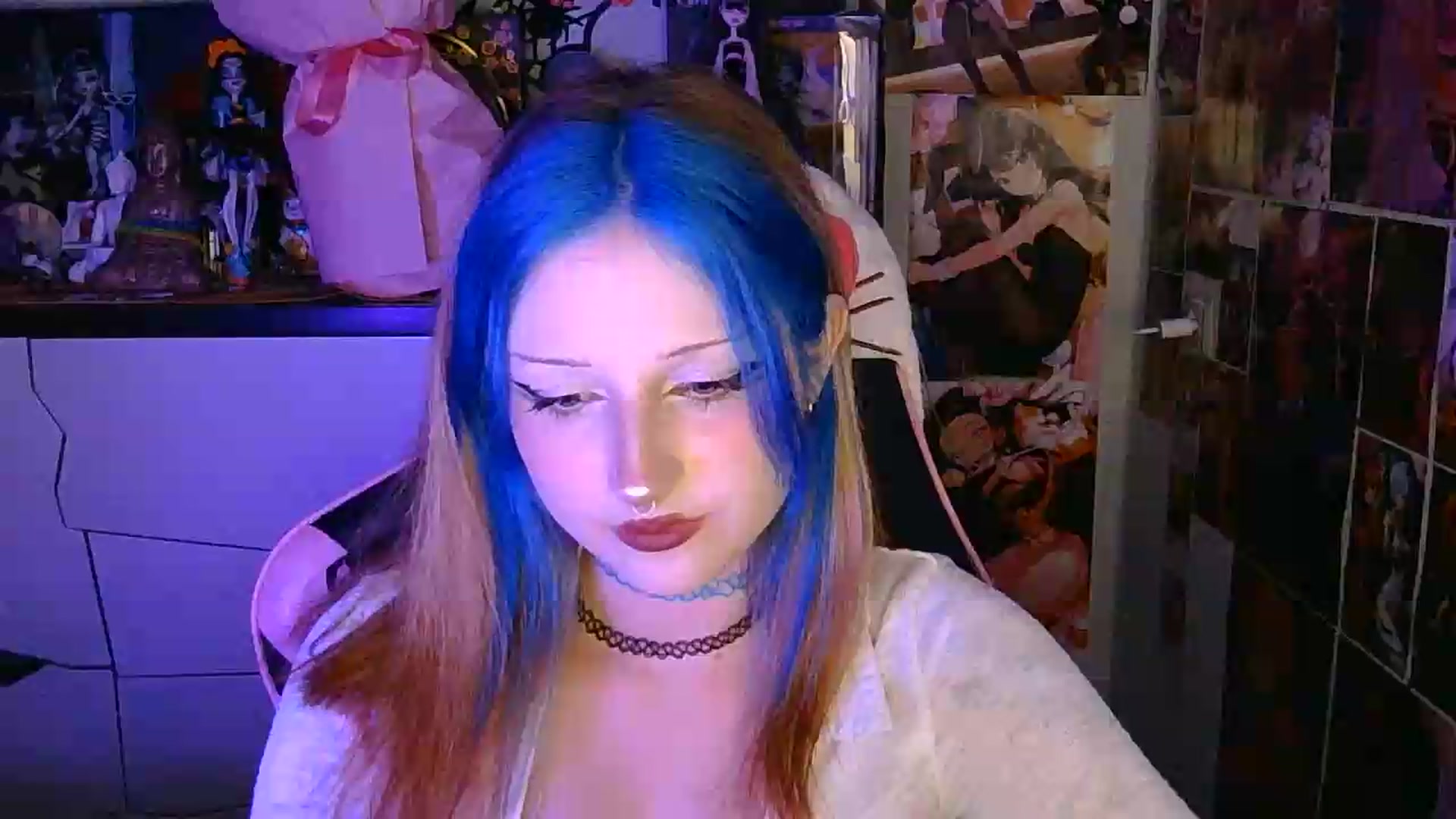 Gallery image thumbnail from VladaMoon's myfreecams stream on, 07/02/2026, 21:23 image 6 of 20