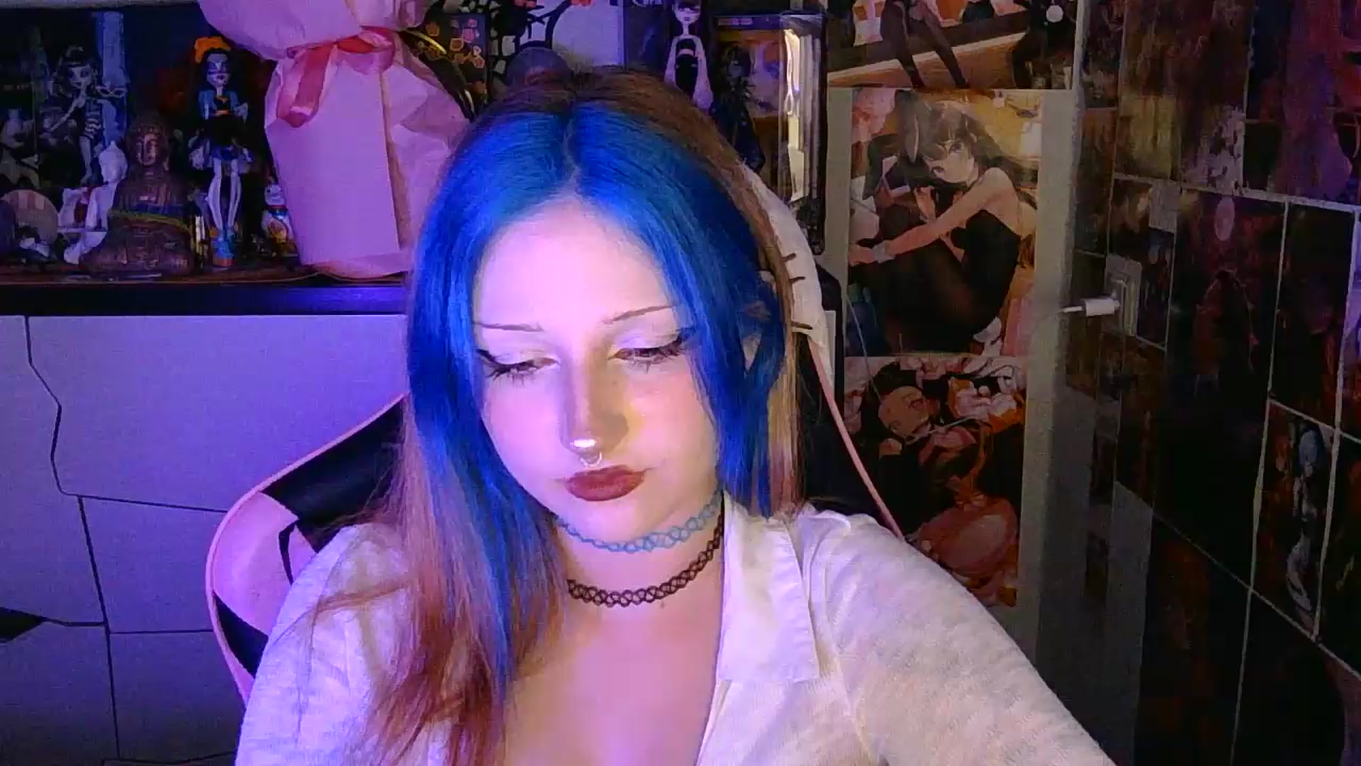 Gallery image thumbnail from VladaMoon's myfreecams stream on, 07/02/2026, 21:23 image 16 of 20