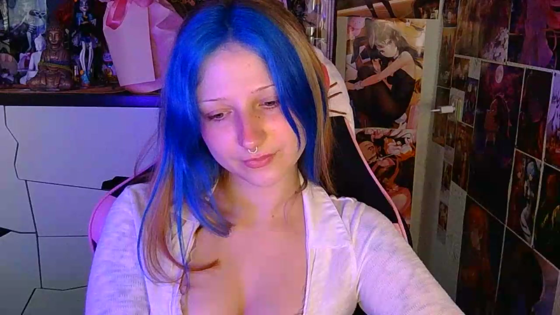 Gallery image thumbnail from VladaMoon's myfreecams stream on, 07/03/2026, 16:43 image 17 of 20