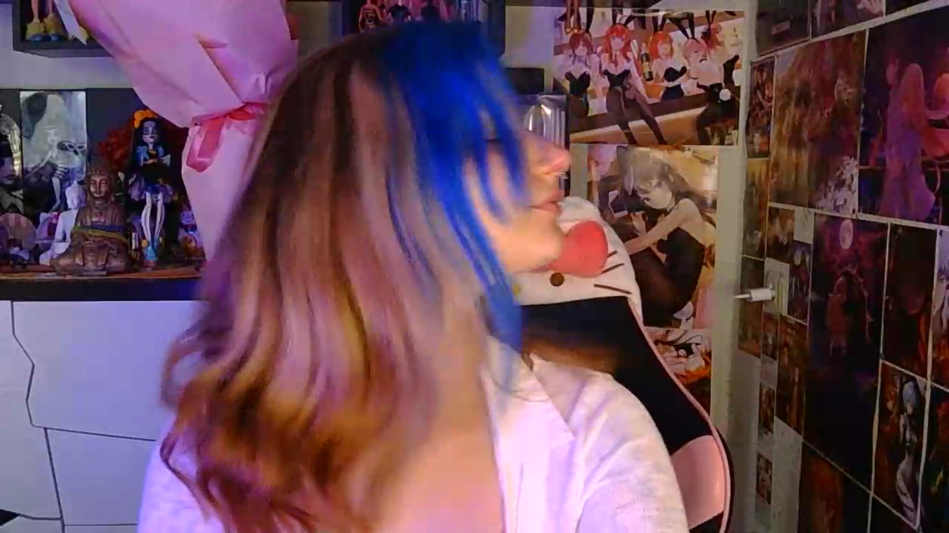 Gallery image thumbnail from VladaMoon's myfreecams stream on, 07/03/2026, 16:43 image 6 of 20