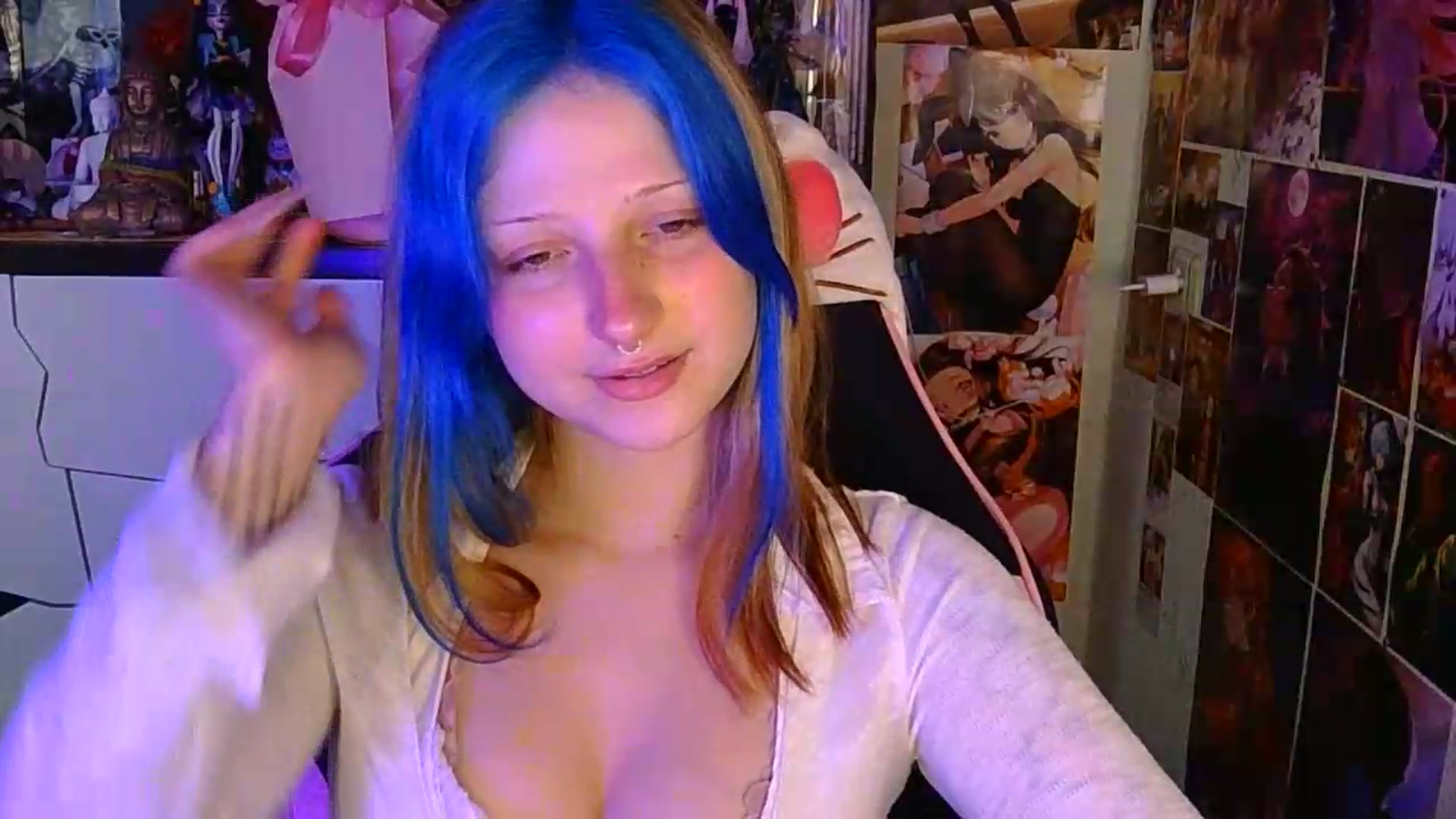 Gallery image thumbnail from VladaMoon's myfreecams stream on, 07/03/2026, 16:43 image 13 of 20