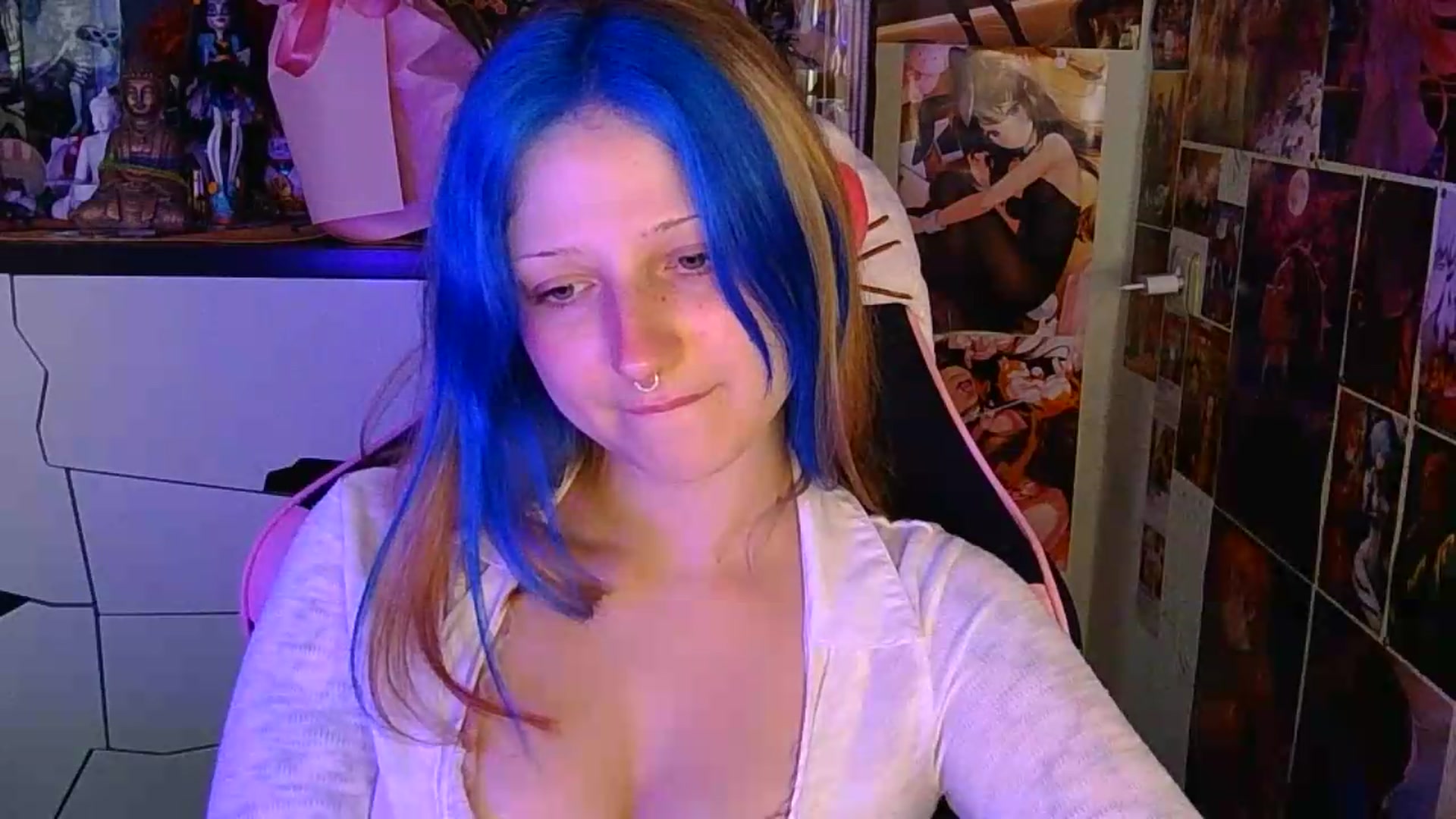 Gallery image thumbnail from VladaMoon's myfreecams stream on, 07/03/2026, 16:43 image 19 of 20