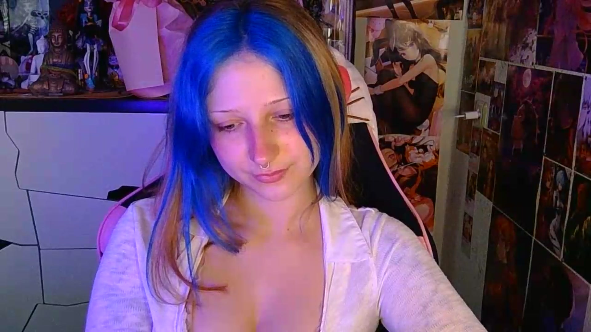 Gallery image thumbnail from VladaMoon's myfreecams stream on, 07/03/2026, 16:43 image 18 of 20
