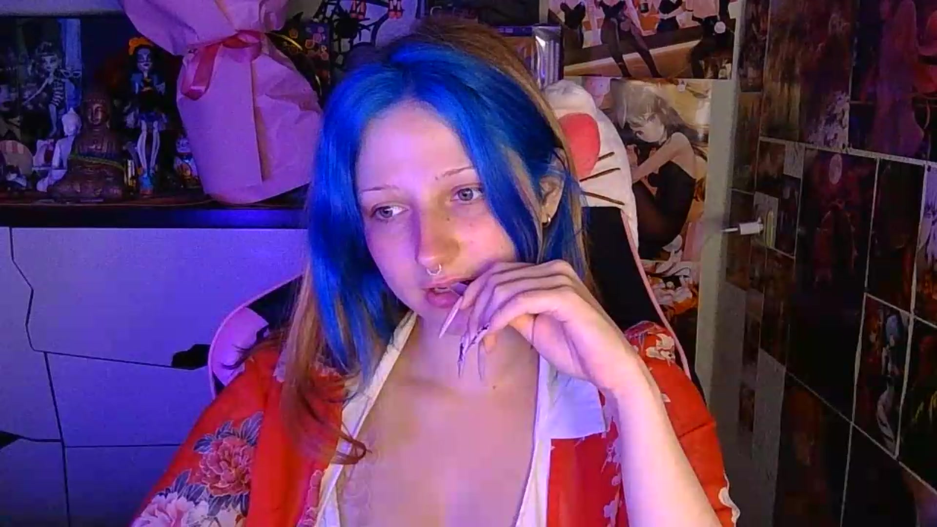 Gallery image thumbnail from VladaMoon's myfreecams stream on, 07/03/2026, 17:44 image 17 of 20