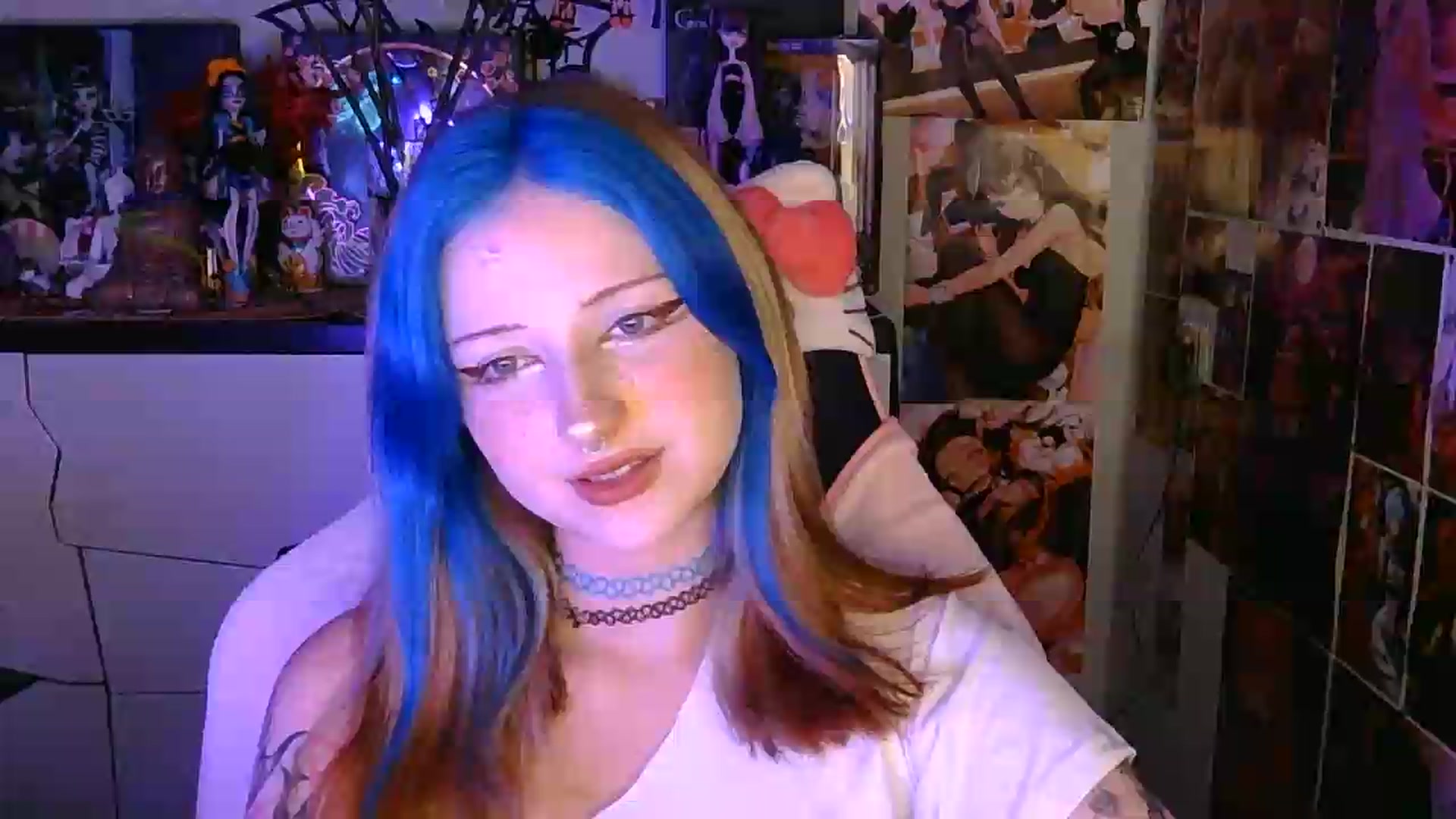 Gallery image thumbnail from VladaMoon's myfreecams stream on, 07/04/2026, 20:41 image 2 of 20