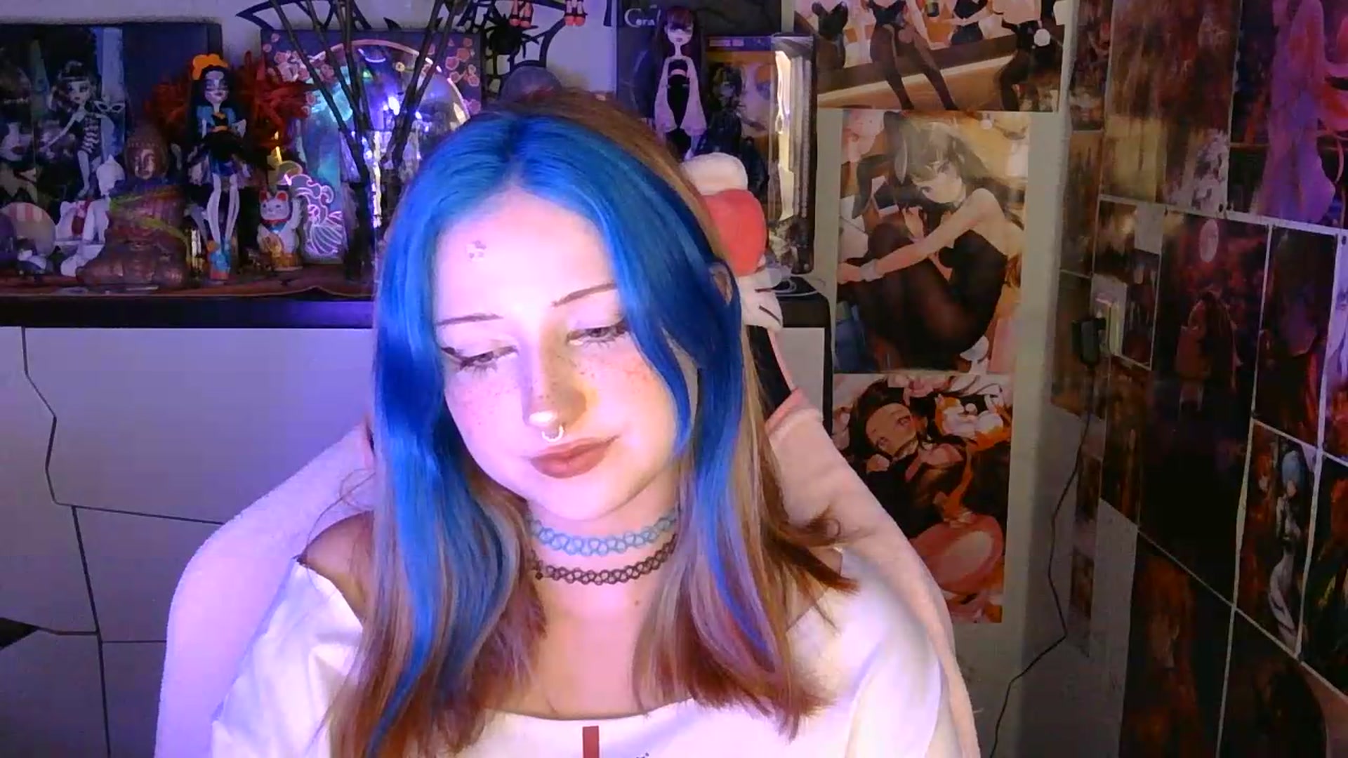 Gallery image thumbnail from VladaMoon's myfreecams stream on, 07/04/2026, 20:41 image 8 of 20