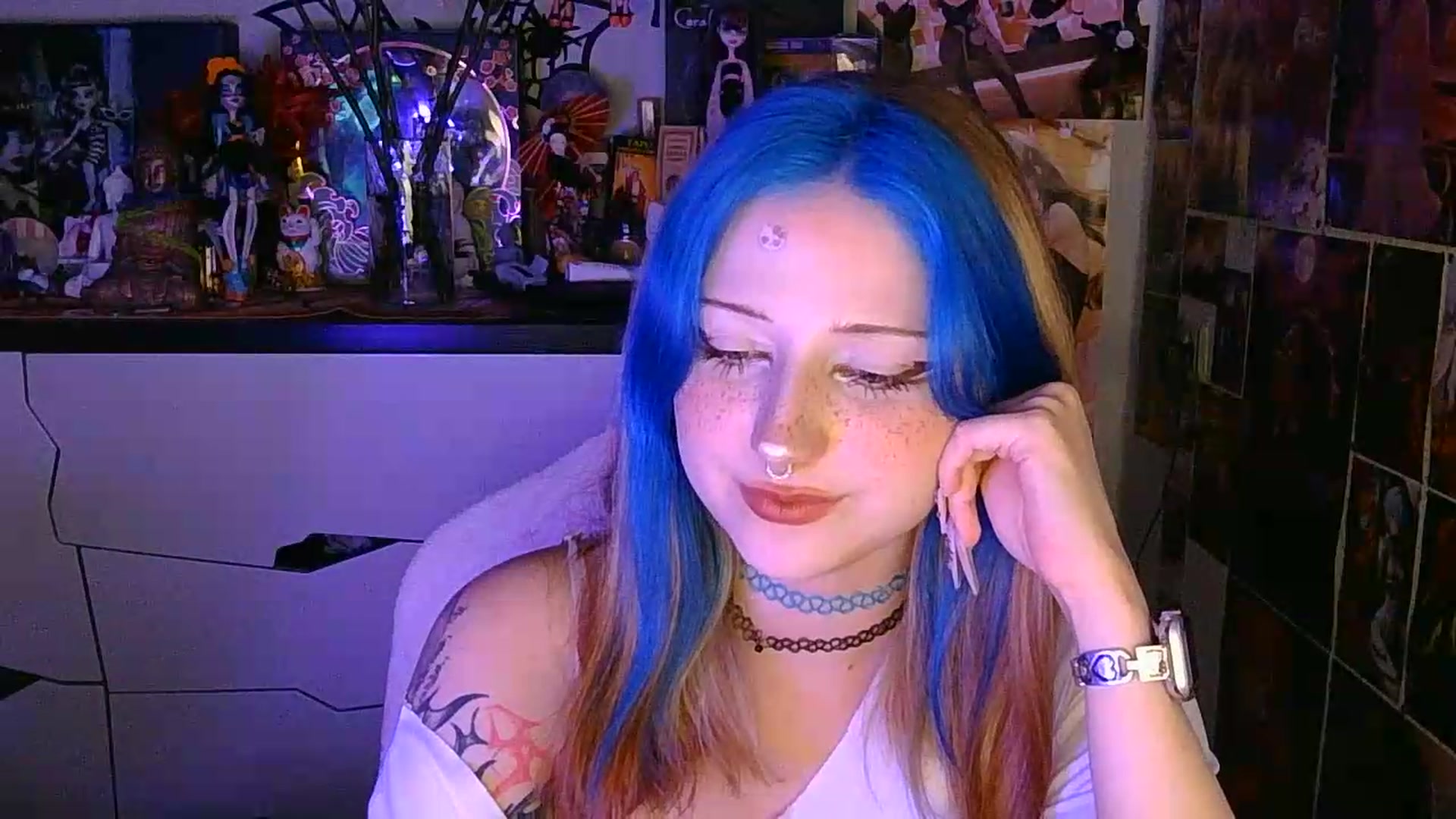 Gallery image thumbnail from VladaMoon's myfreecams stream on, 07/04/2026, 20:41 image 18 of 20