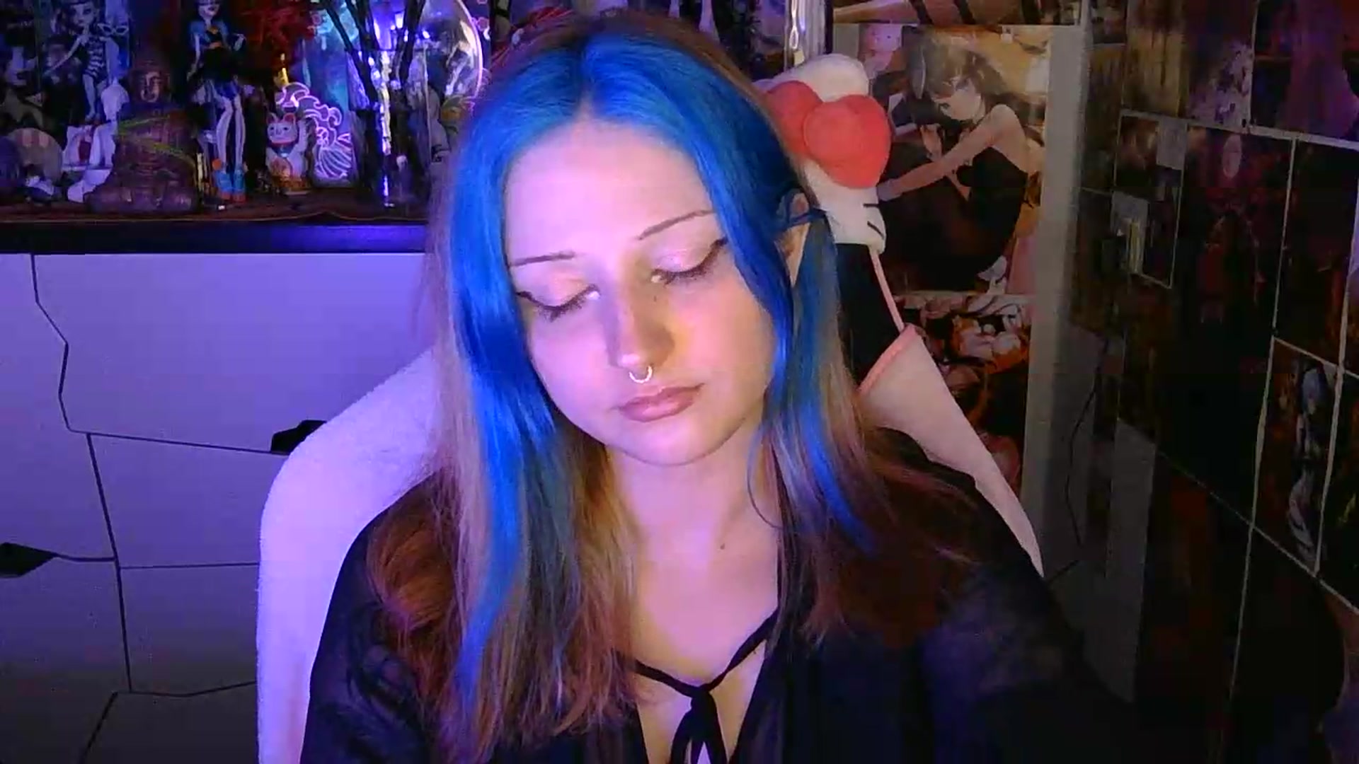 Gallery image thumbnail from VladaMoon's myfreecams stream on, 07/05/2026, 21:17 image 2 of 20
