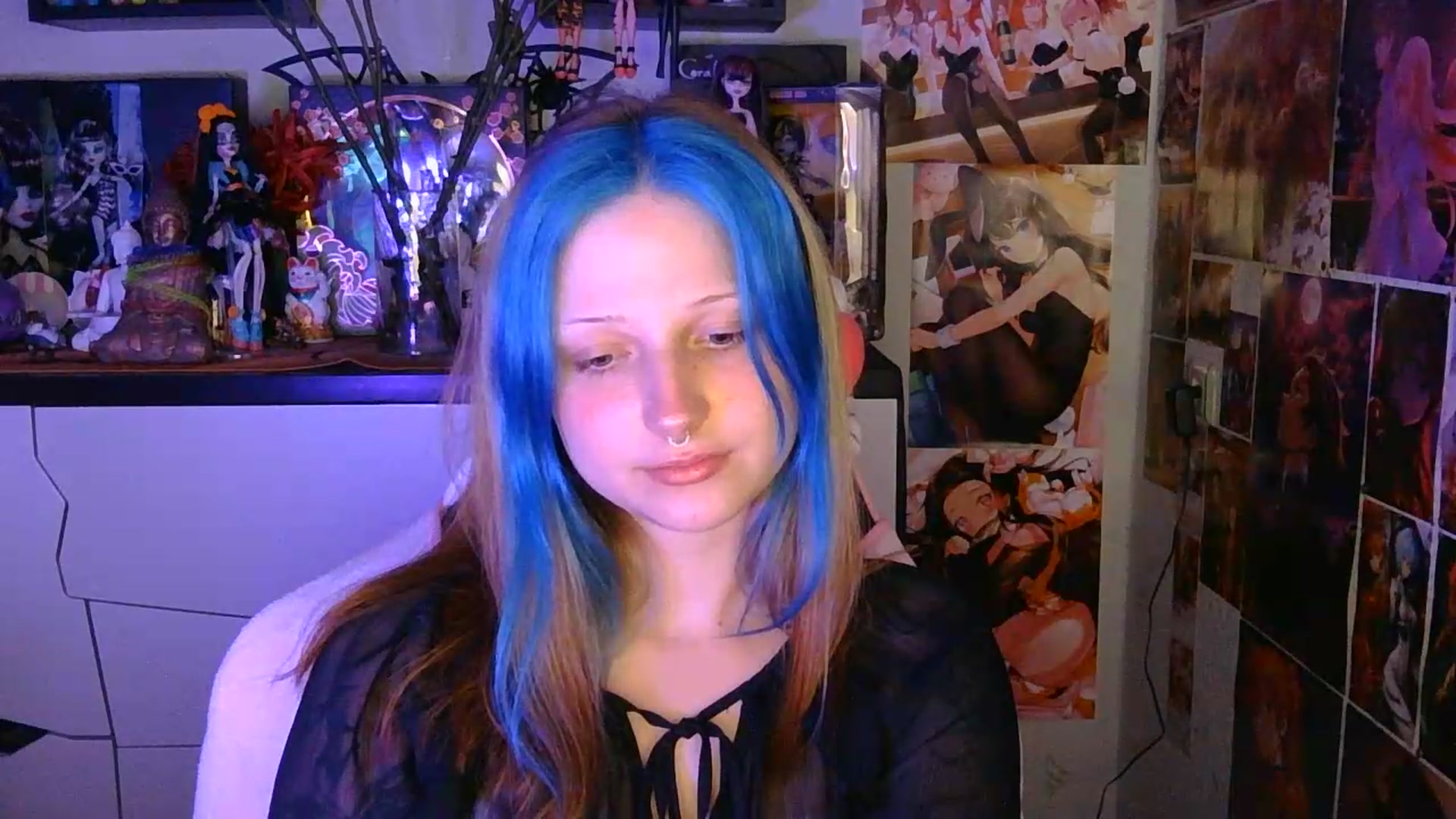 Gallery image thumbnail from VladaMoon's myfreecams stream on, 07/06/2026, 23:06 image 9 of 20