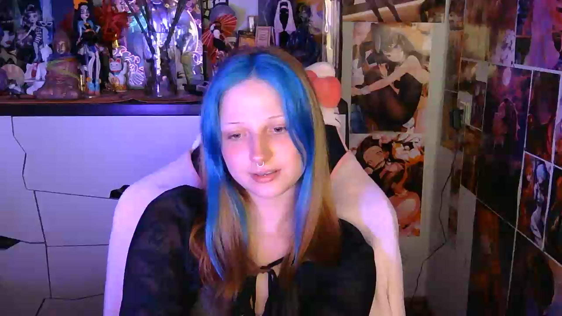 Gallery image thumbnail from VladaMoon's myfreecams stream on, 07/06/2026, 23:06 image 1 of 20