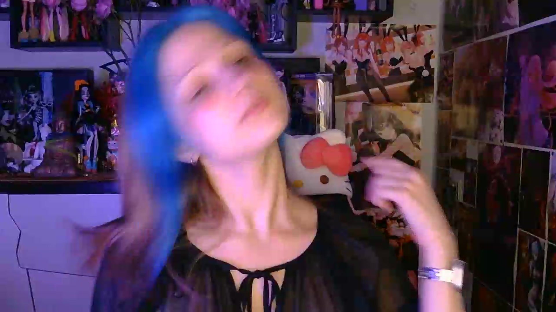Gallery image thumbnail from VladaMoon's myfreecams stream on, 07/06/2026, 23:06 image 5 of 20