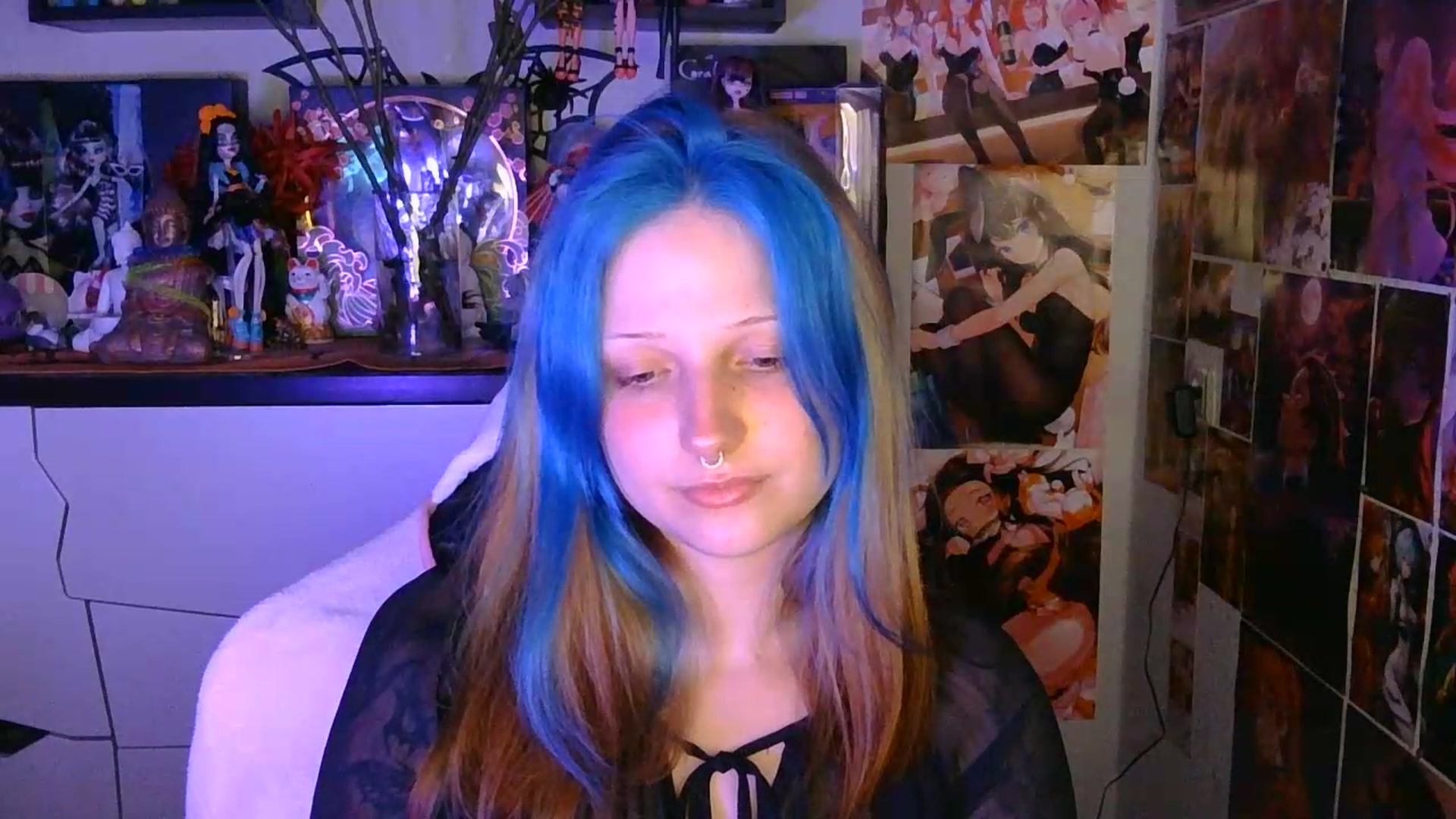 Gallery image thumbnail from VladaMoon's myfreecams stream on, 07/06/2026, 23:06 image 13 of 20