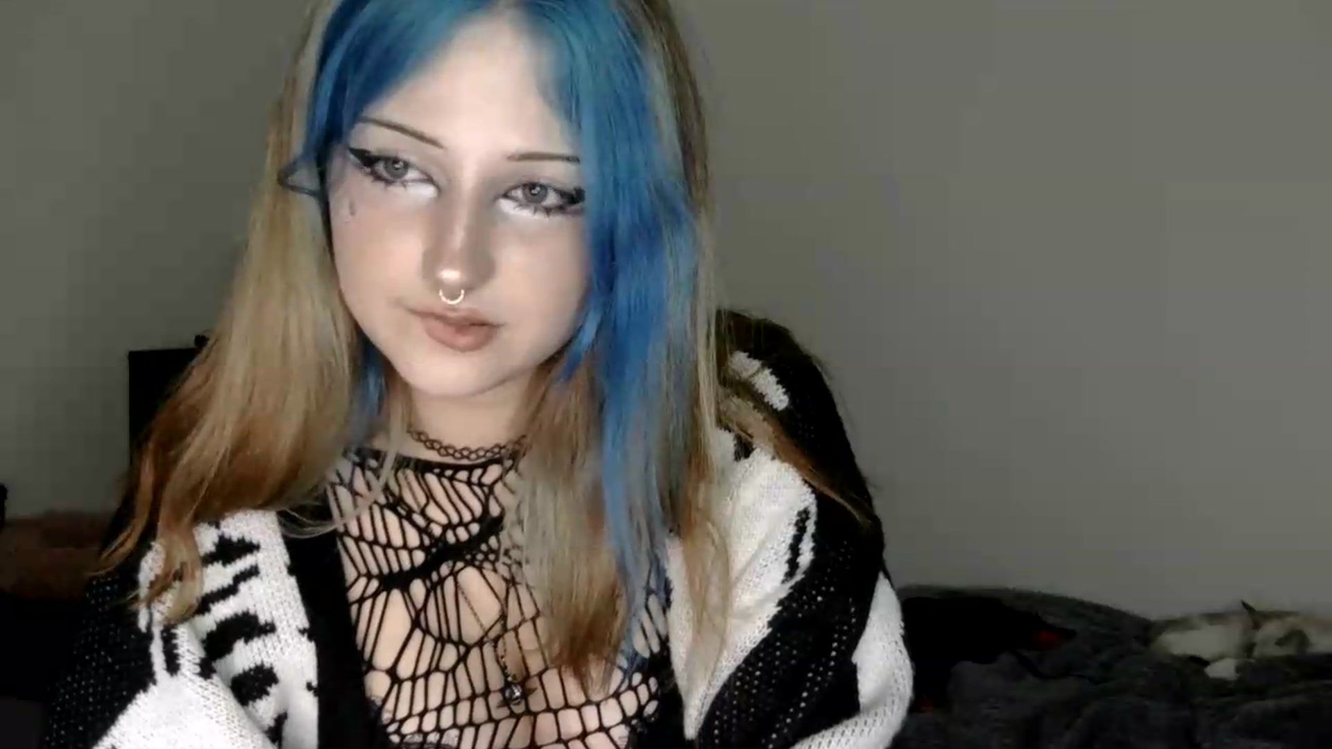 Gallery image thumbnail from VladaMoon's myfreecams stream on, 07/10/2026, 22:16 image 18 of 20