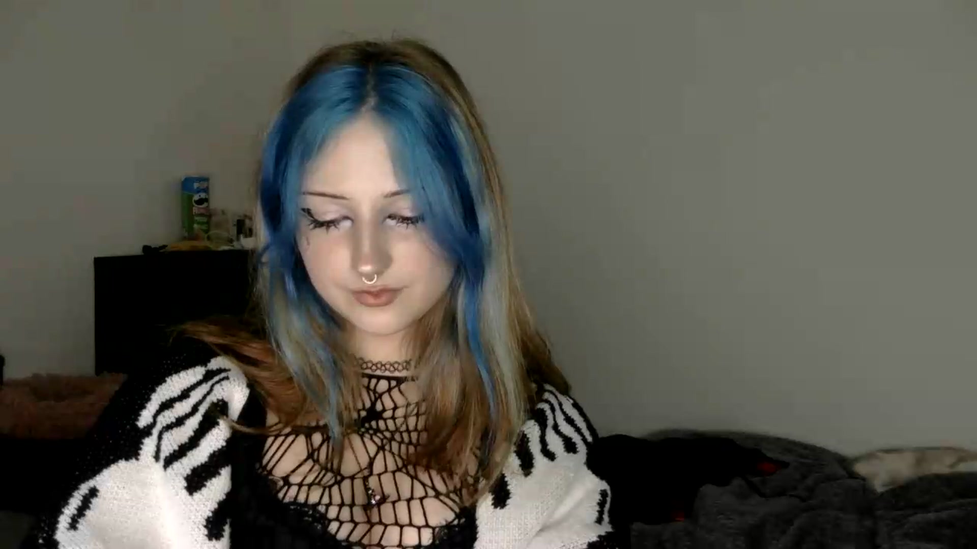 Gallery image thumbnail from VladaMoon's myfreecams stream on, 07/10/2026, 22:16 image 8 of 20