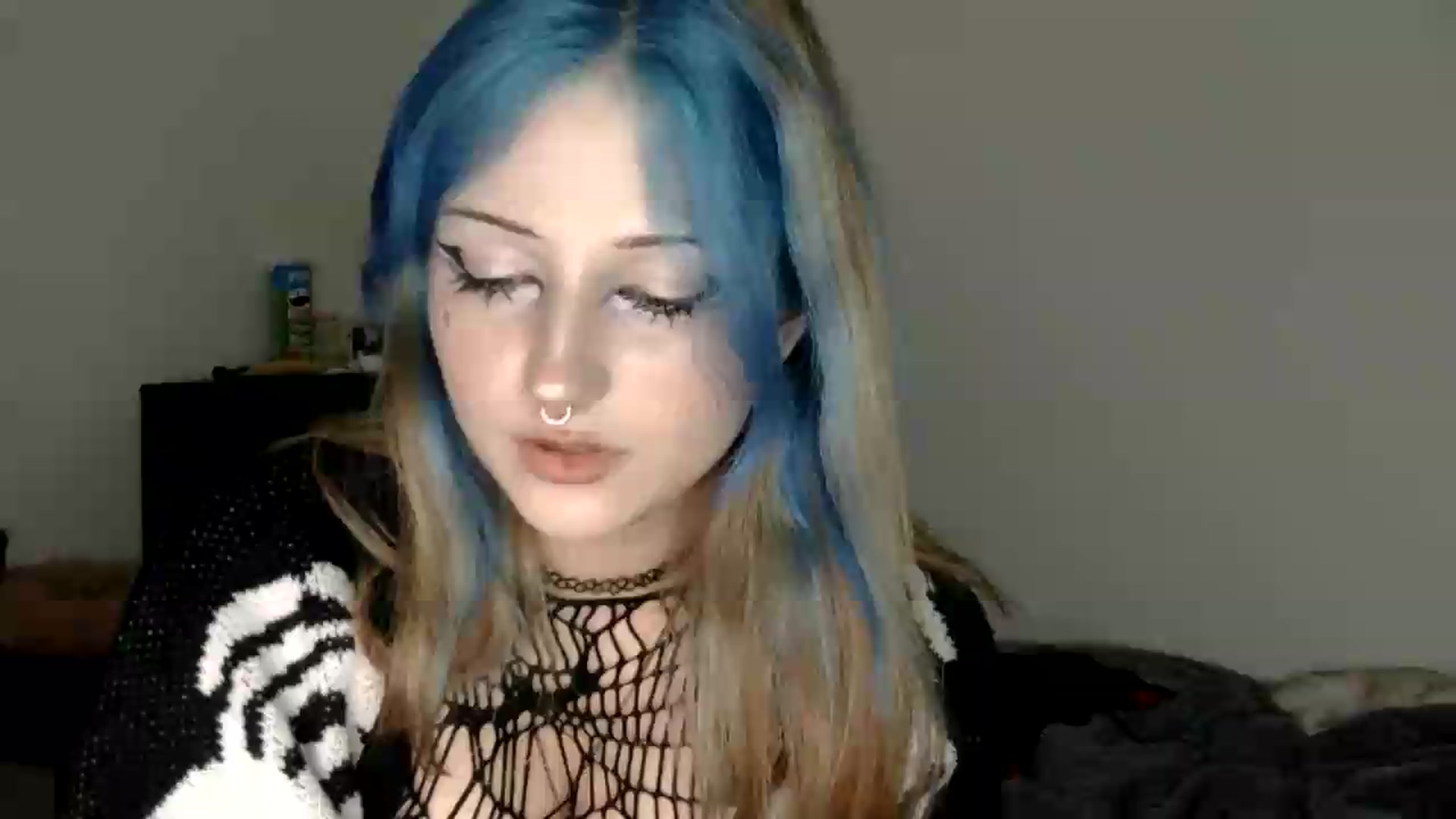 Gallery image thumbnail from VladaMoon's myfreecams stream on, 07/10/2026, 22:16 image 9 of 20