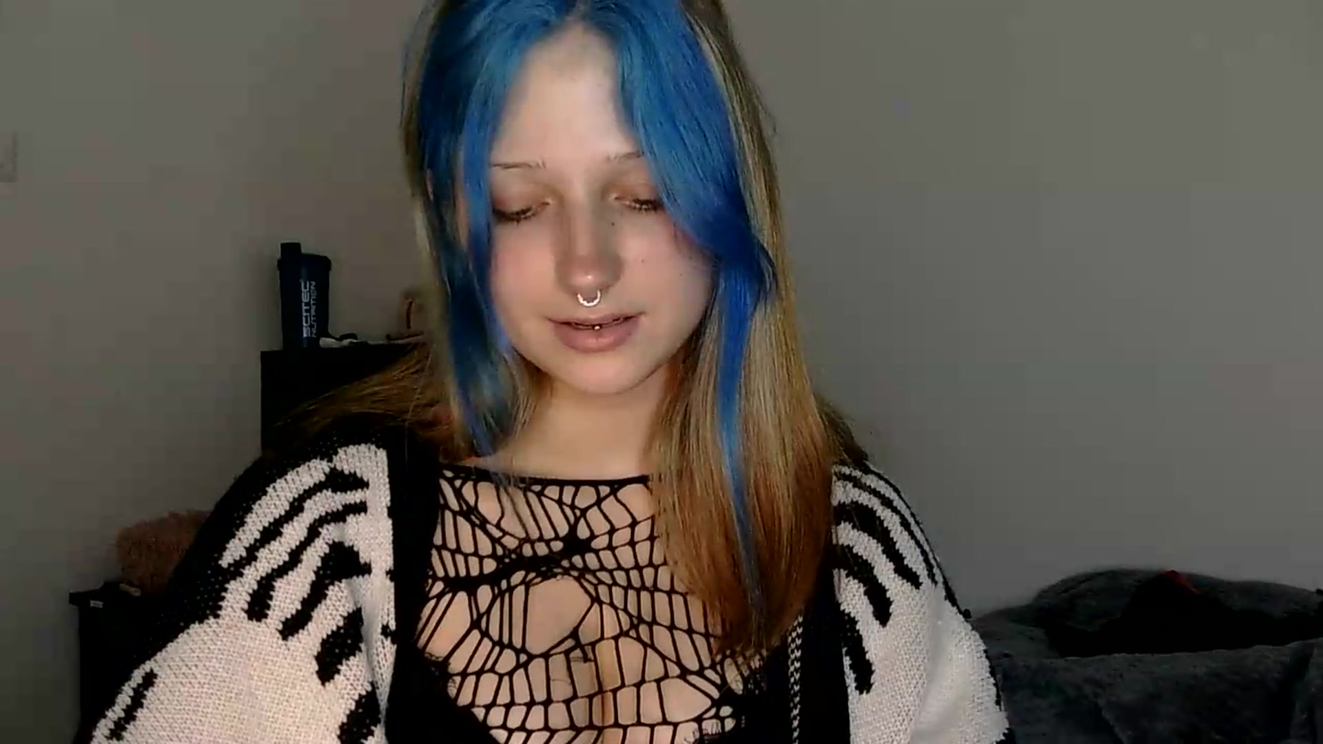 Gallery image thumbnail from VladaMoon's myfreecams stream on, 07/11/2026, 19:40 image 15 of 20
