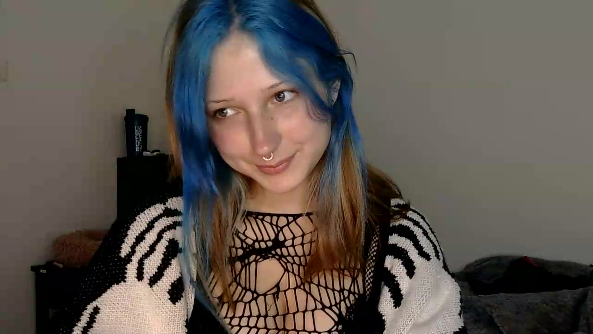 Gallery image thumbnail from VladaMoon's myfreecams stream on, 07/11/2026, 19:40 image 11 of 20