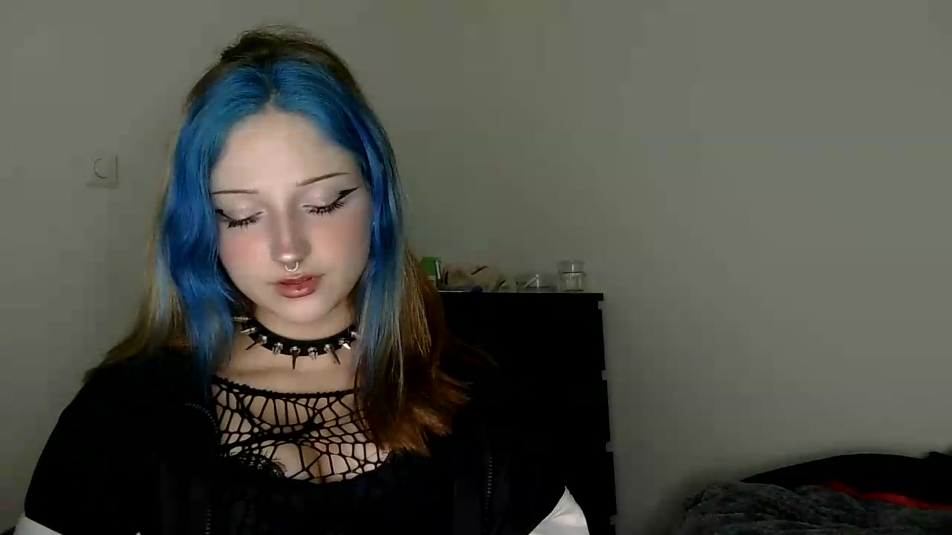Gallery image thumbnail from VladaMoon's myfreecams stream on, 07/12/2026, 11:05 image 16 of 20