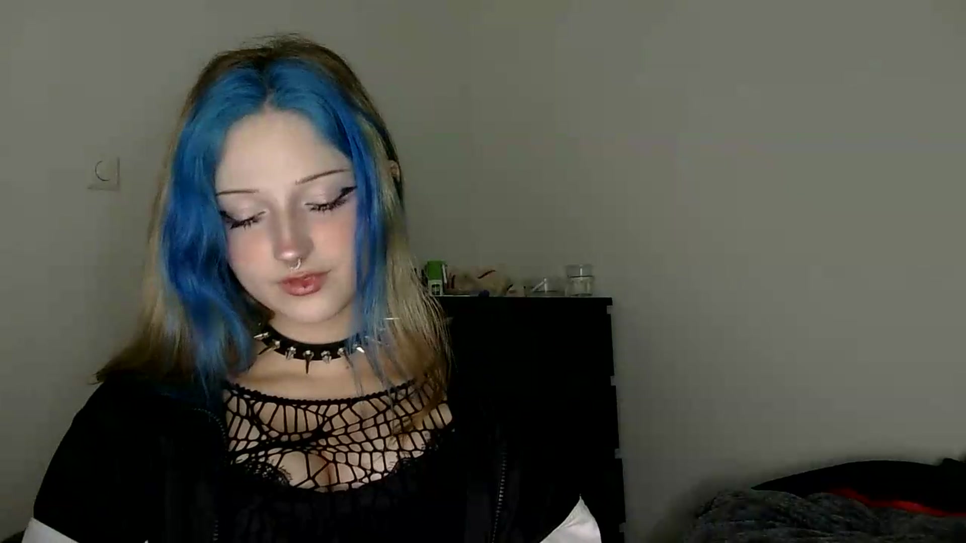 Gallery image thumbnail from VladaMoon's myfreecams stream on, 07/12/2026, 11:05 image 17 of 20