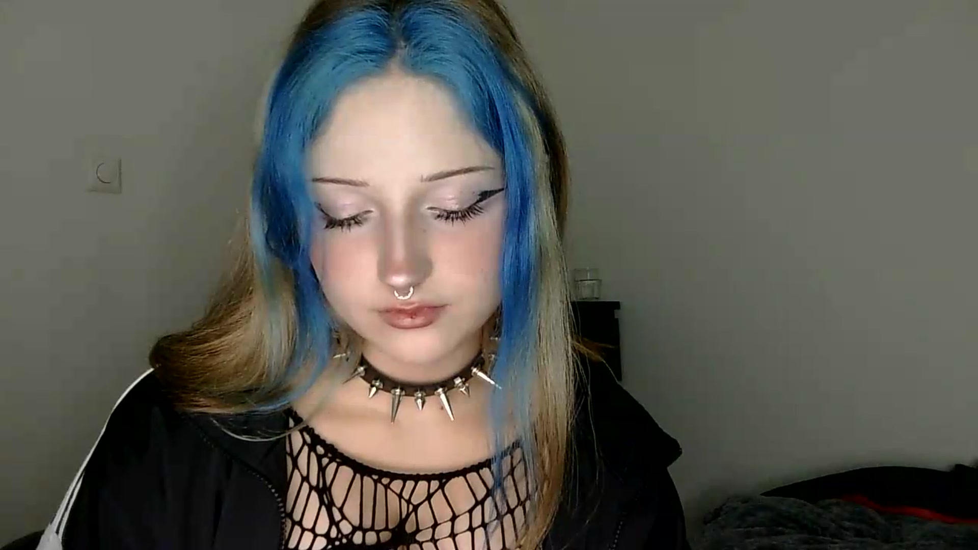 Gallery image thumbnail from VladaMoon's myfreecams stream on, 07/12/2026, 11:05 image 19 of 20