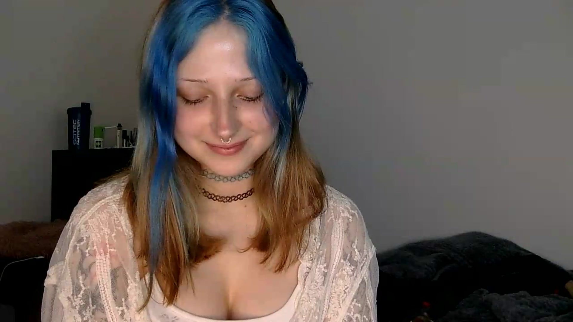 Gallery image thumbnail from VladaMoon's myfreecams stream on, 07/13/2026, 21:05 image 16 of 20
