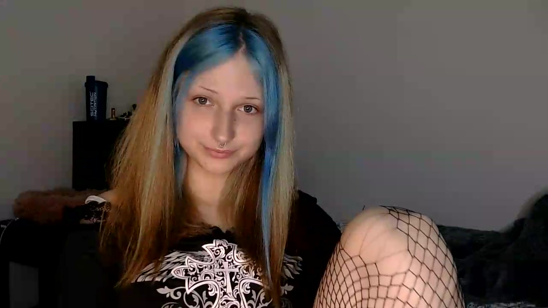 Gallery image thumbnail from VladaMoon's myfreecams stream on, 07/19/2026, 21:38 image 14 of 20
