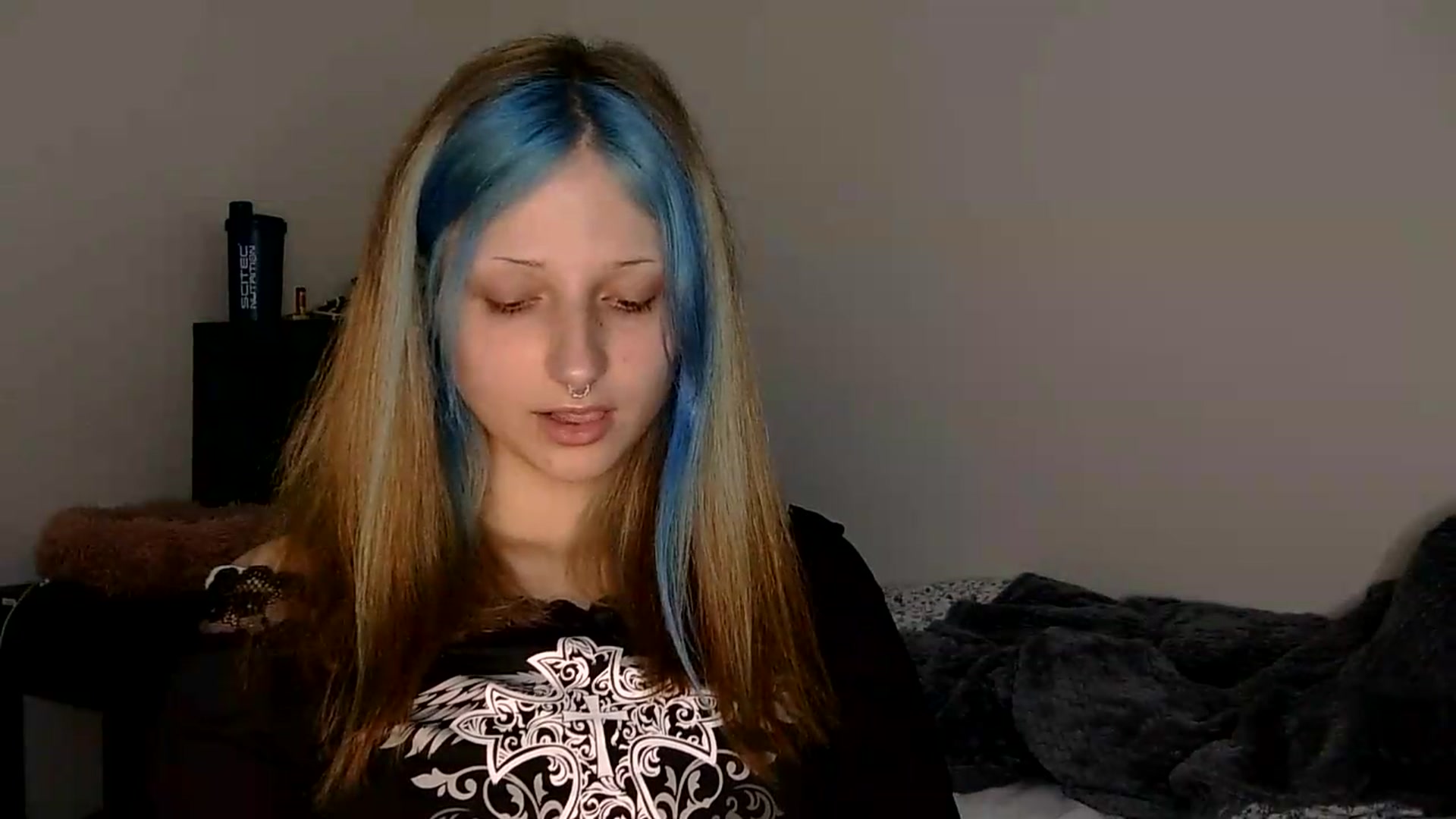 Gallery image thumbnail from VladaMoon's myfreecams stream on, 07/19/2026, 21:38 image 15 of 20