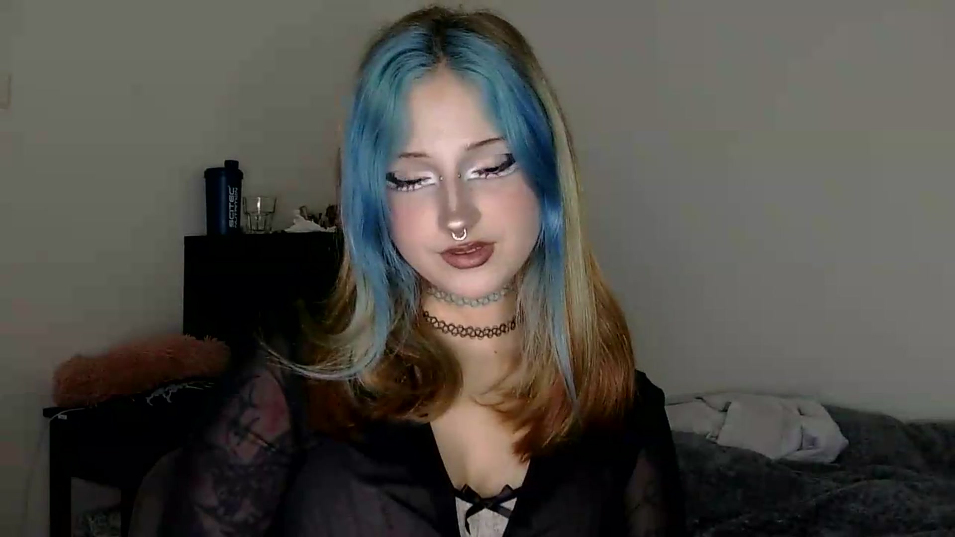 Gallery image thumbnail from VladaMoon's myfreecams stream on, 07/27/2026, 21:42 image 4 of 20
