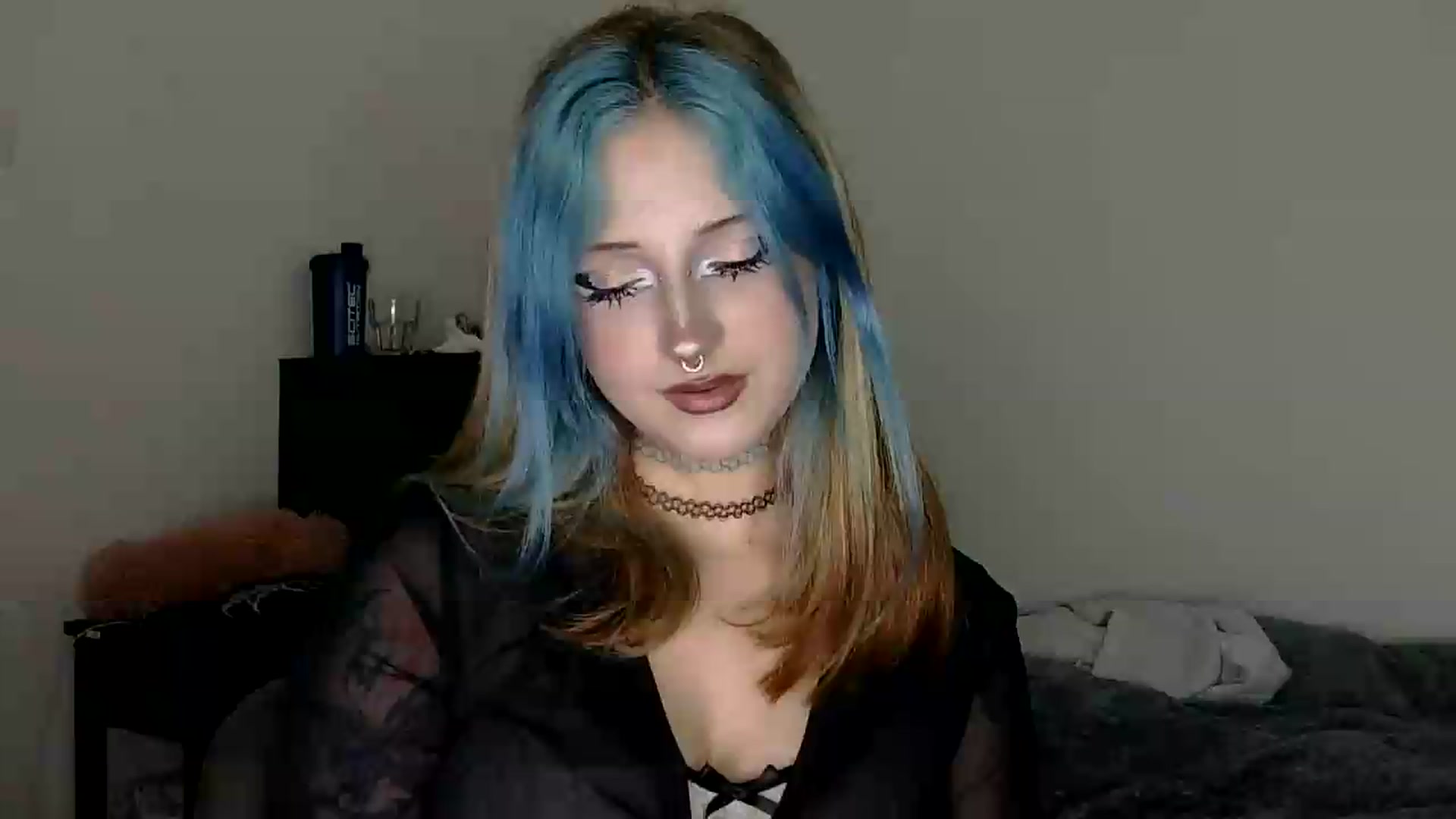 Gallery image thumbnail from VladaMoon's myfreecams stream on, 07/27/2026, 21:42 image 1 of 20